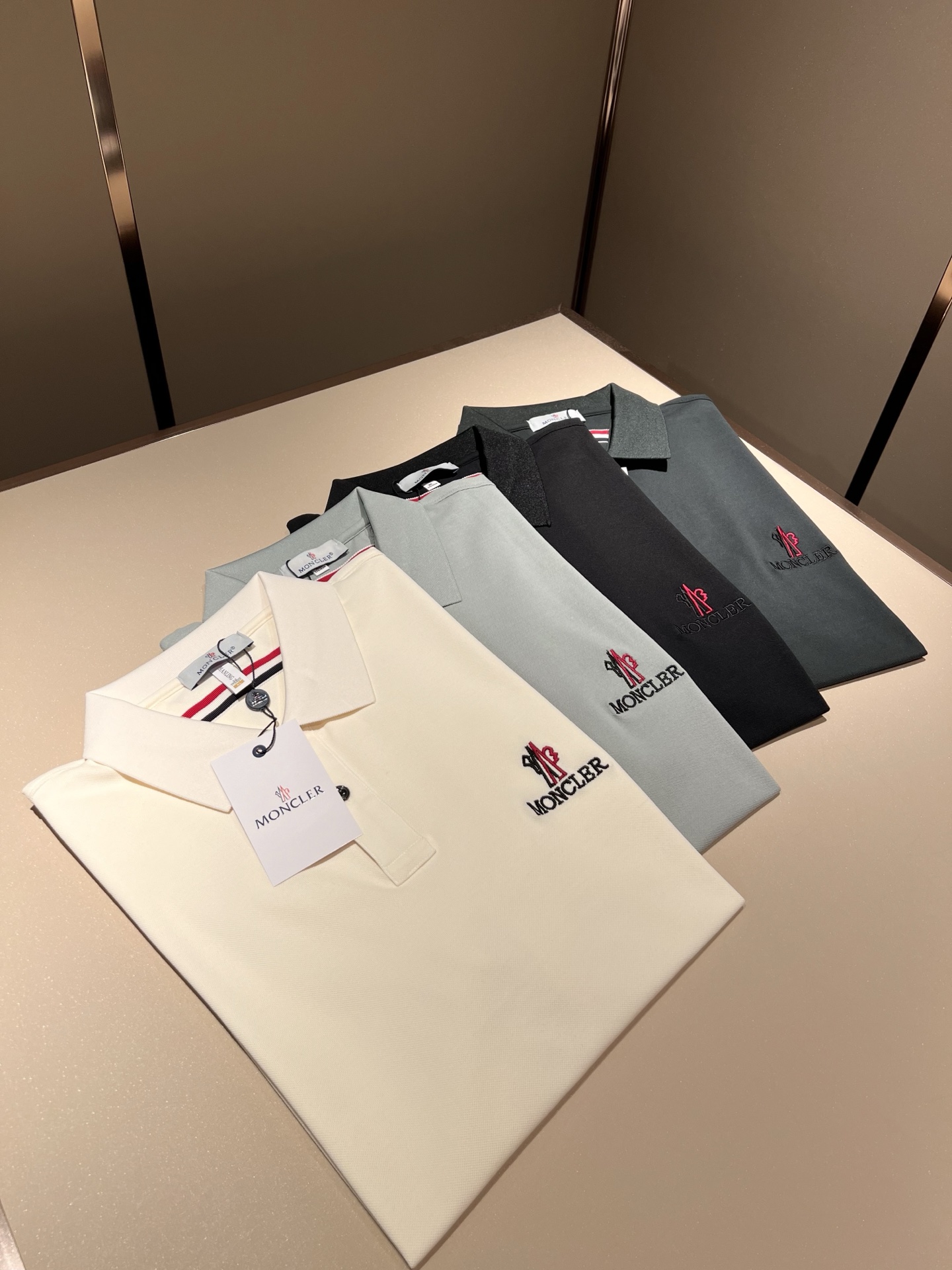 MON蒙**口2025春夏新款男士原单男士短袖POLO衫，贸易公司货...