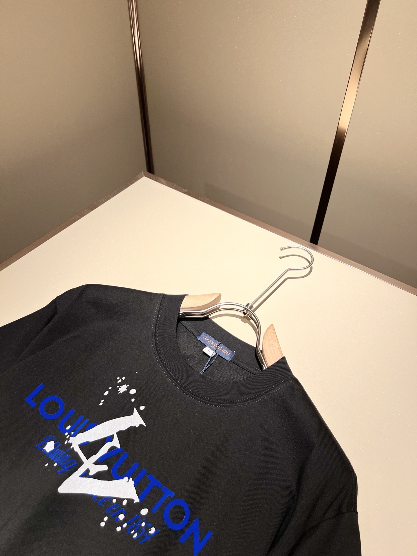 Louis Vuitton 2025春夏全新系列 短袖T恤服装,男,女 7