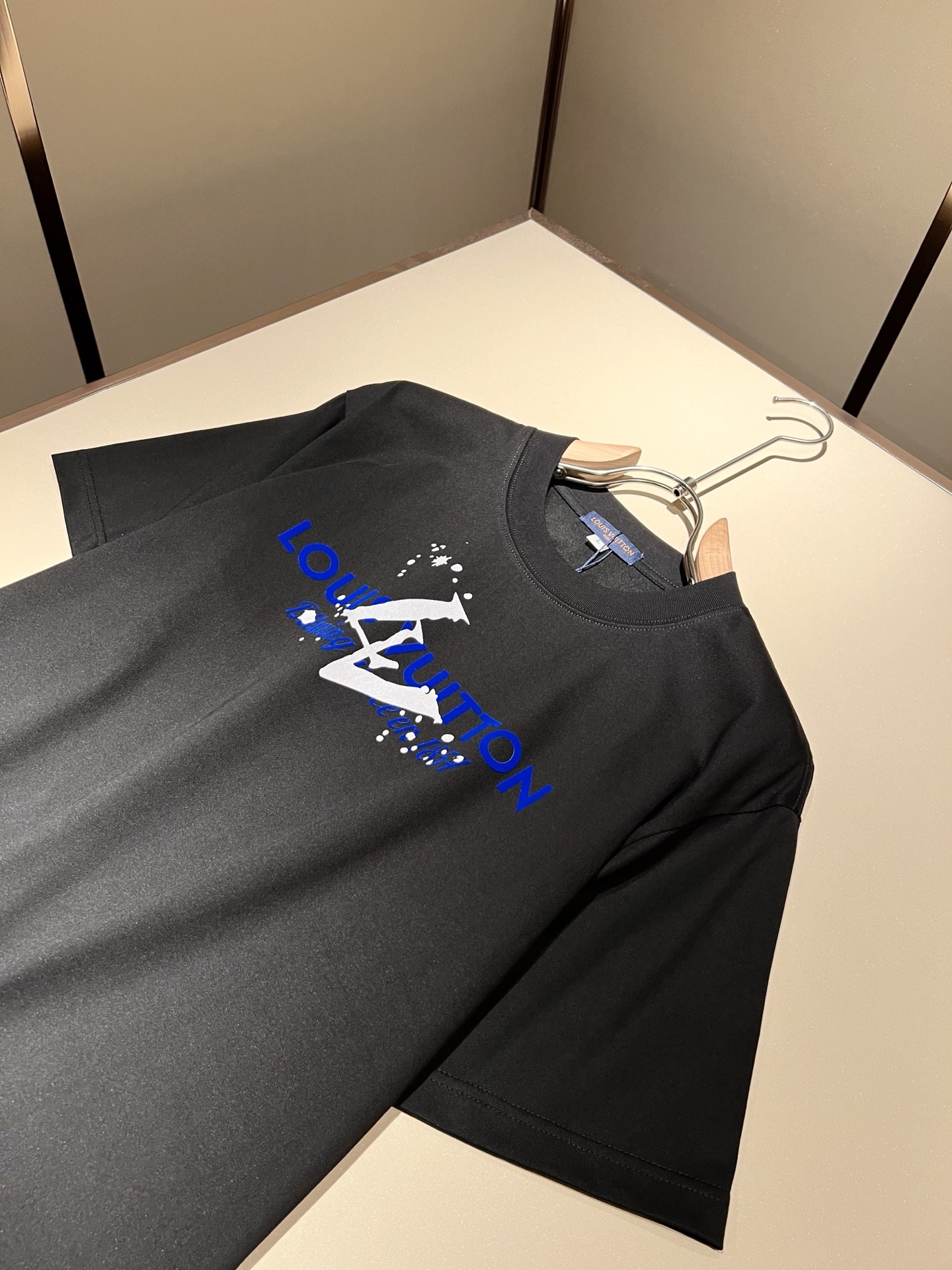 Louis Vuitton 2025春夏全新系列 短袖T恤服装,男,女 5