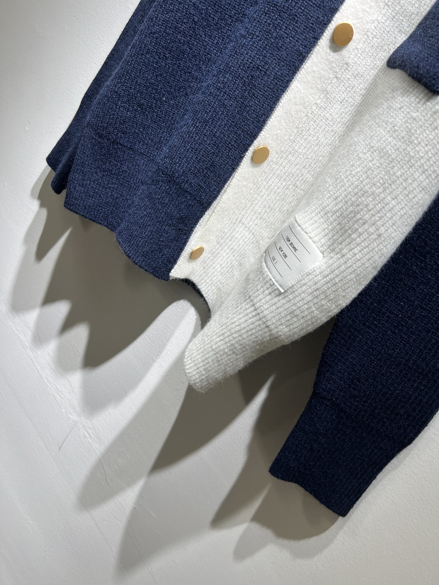 ThomBrow*e汤姆*朗2025秋冬新款男女同款👫针织羊毛衫，今年的专柜新品，男女同款👫超软羊毛面料