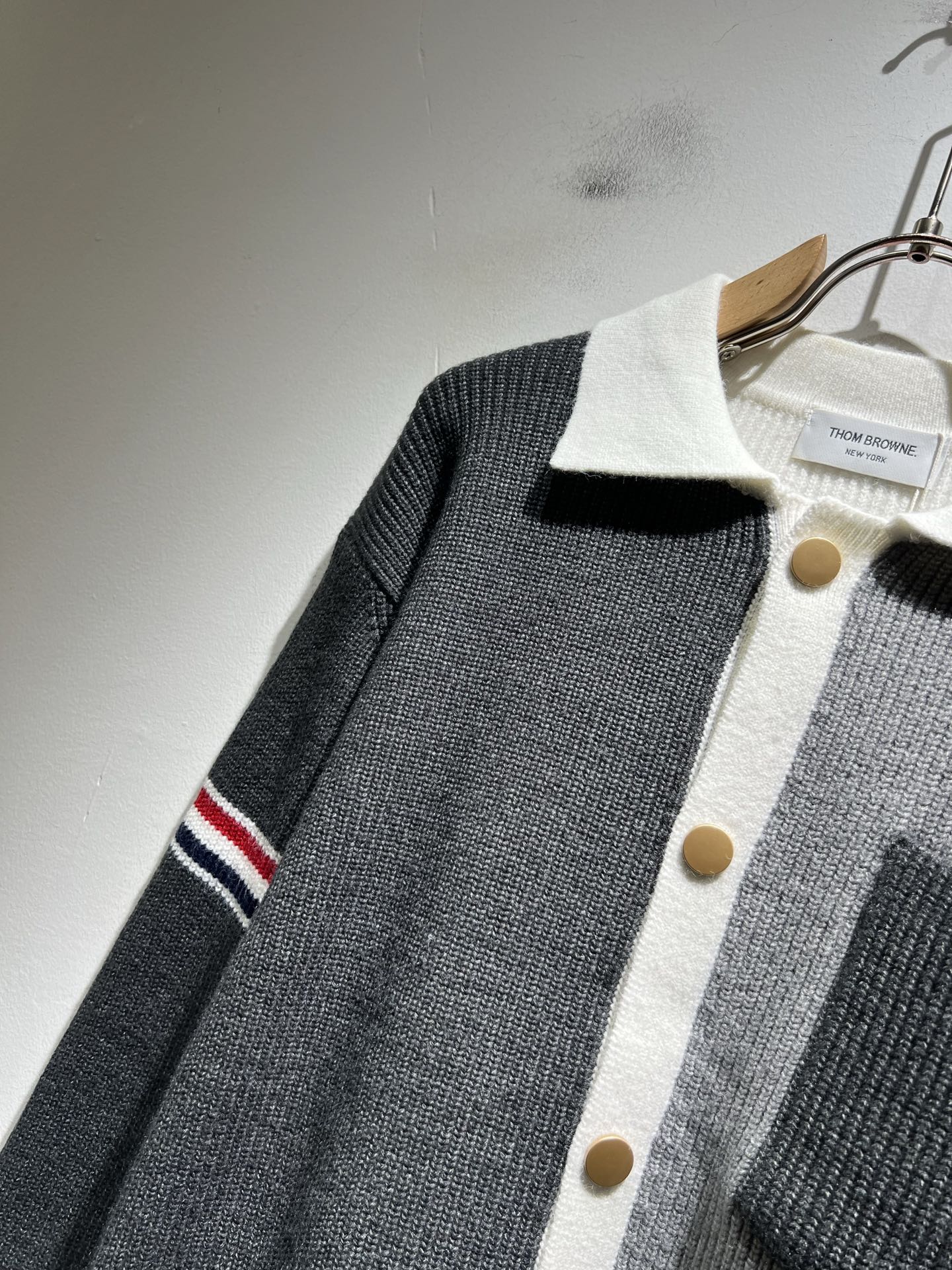 ThomBrow*e汤姆*朗2025秋冬新款男女同款👫针织羊毛衫，今年的专柜新品，男女同款👫超软羊毛面料