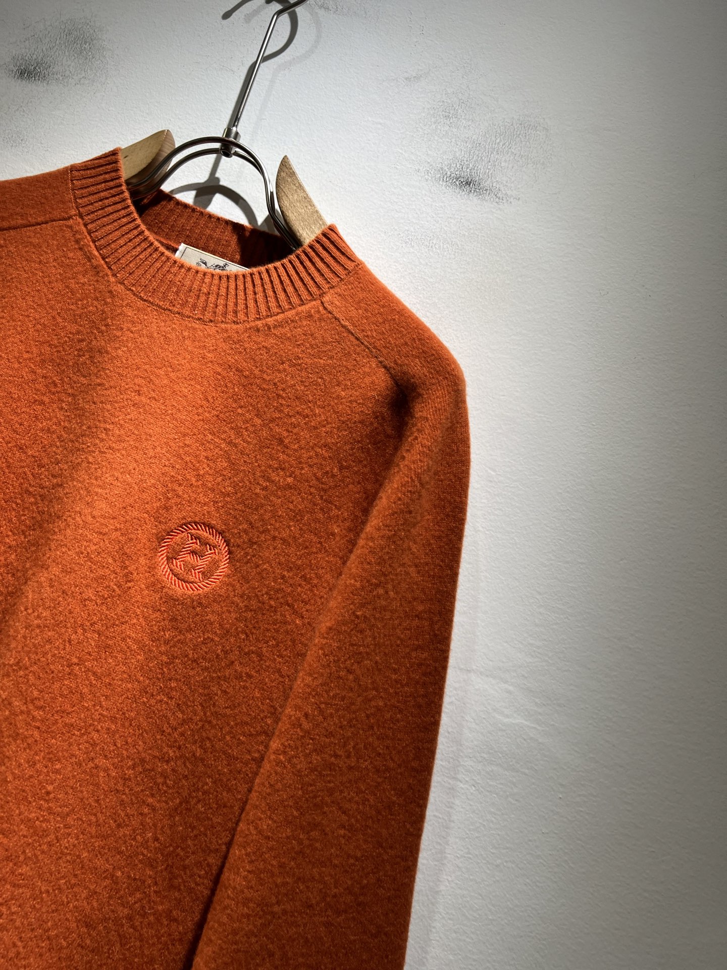 Her*mes爱*仕2025秋冬新款男士针织羊毛衫，全新升级百搭基础款，低调奢华，品格之选！甄选优质精选