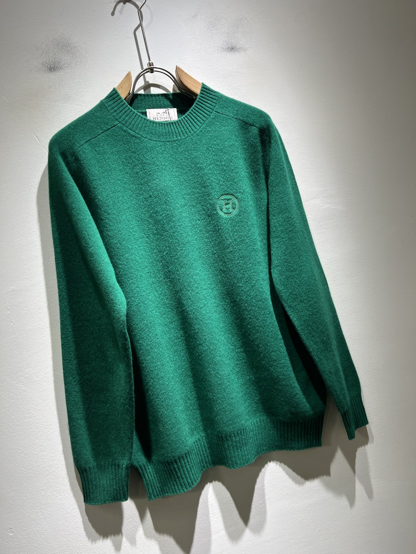 Her*mes爱*仕2025秋冬新款男士针织羊毛衫，全新升级百搭基础款，低调奢华，品格之选！甄选优质精选