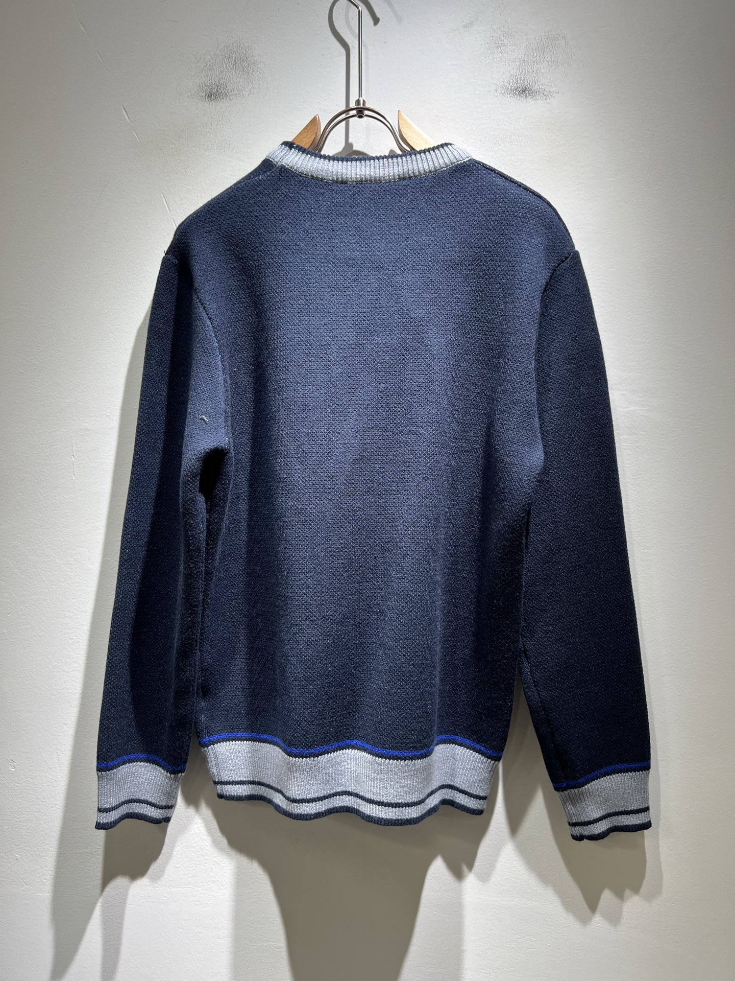 VERS*CE/范*哲 2025秋冬新品原单长袖羊毛衫，VERS*CE/范*哲 贸易公司渠道 产品 值的