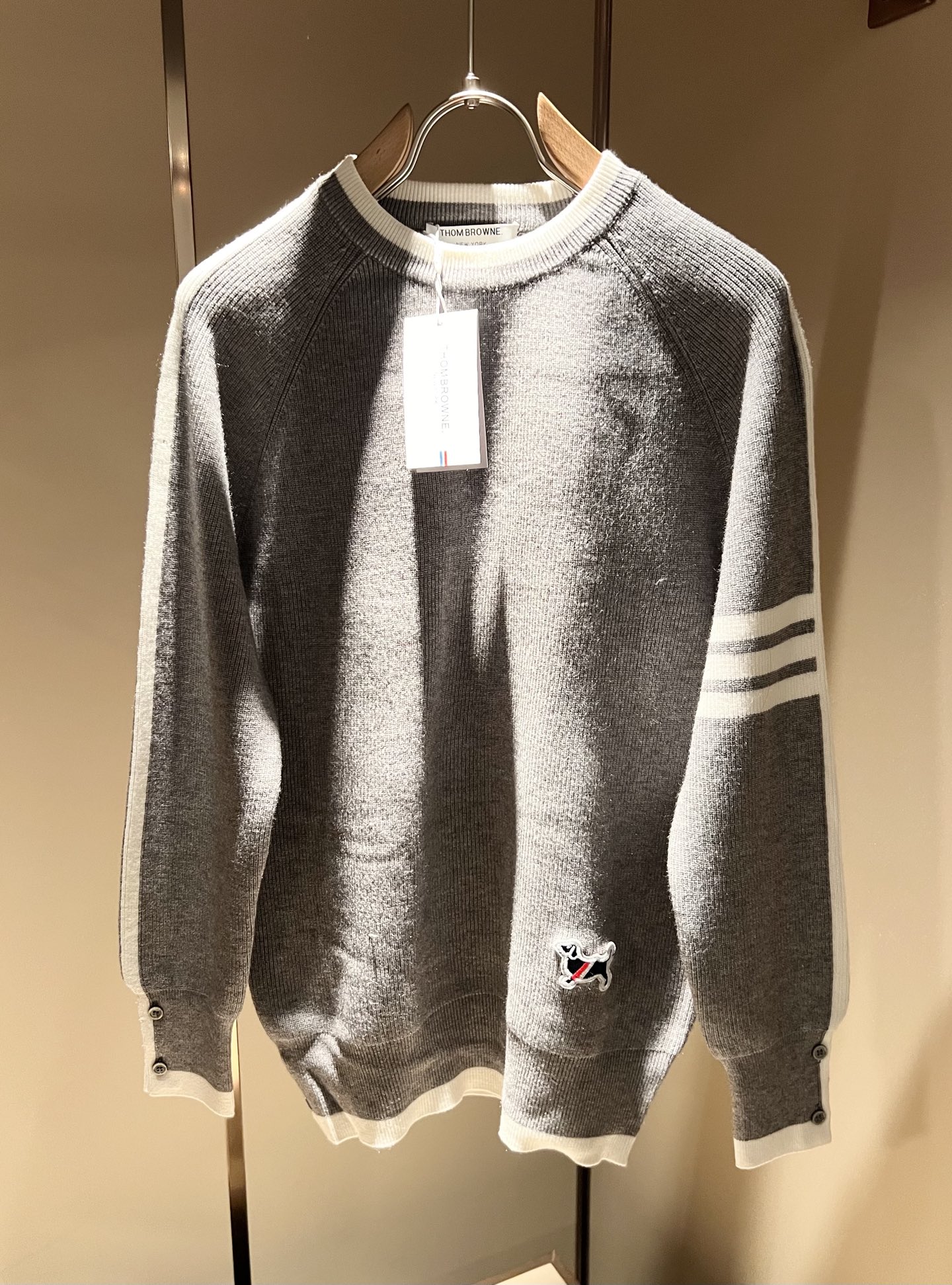 ThomBrow*e汤姆*朗2025秋冬新款男女同款👫针织羊毛衫，今年的专柜新品，男女同款👫超软羊毛面料