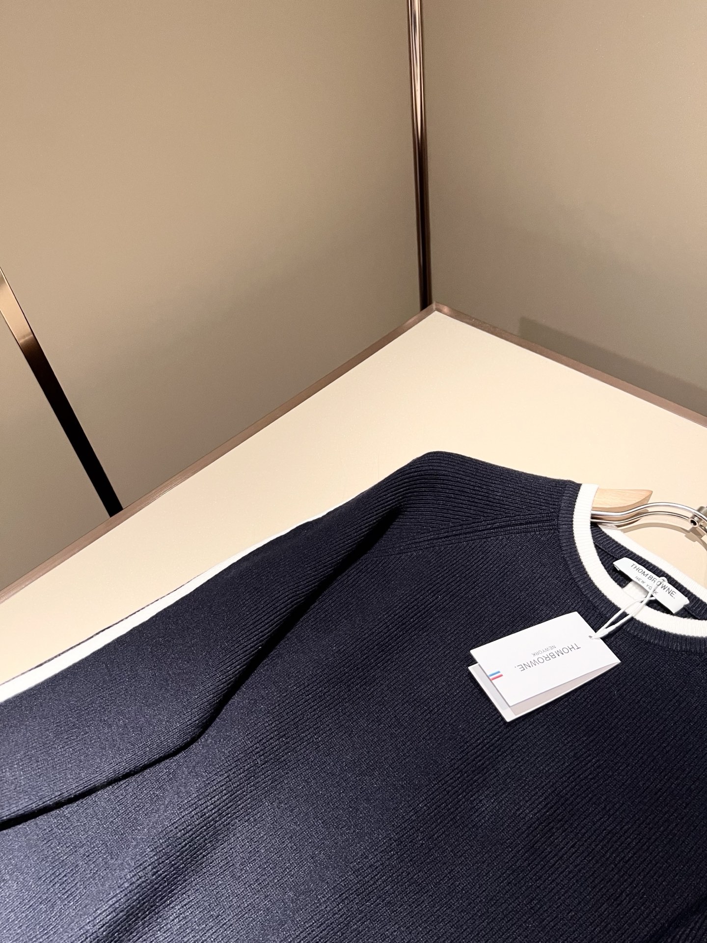 ThomBrow*e汤姆*朗2025秋冬新款男女同款👫针织羊毛衫，今年的专柜新品，男女同款👫超软羊毛面料