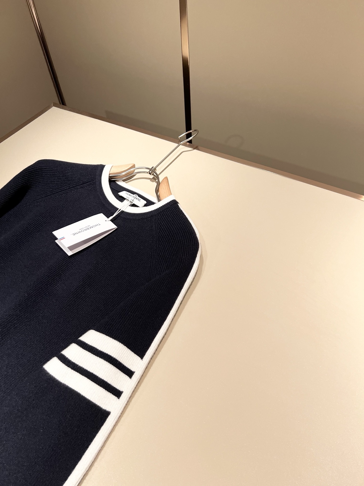 ThomBrow*e汤姆*朗2025秋冬新款男女同款👫针织羊毛衫，今年的专柜新品，男女同款👫超软羊毛面料