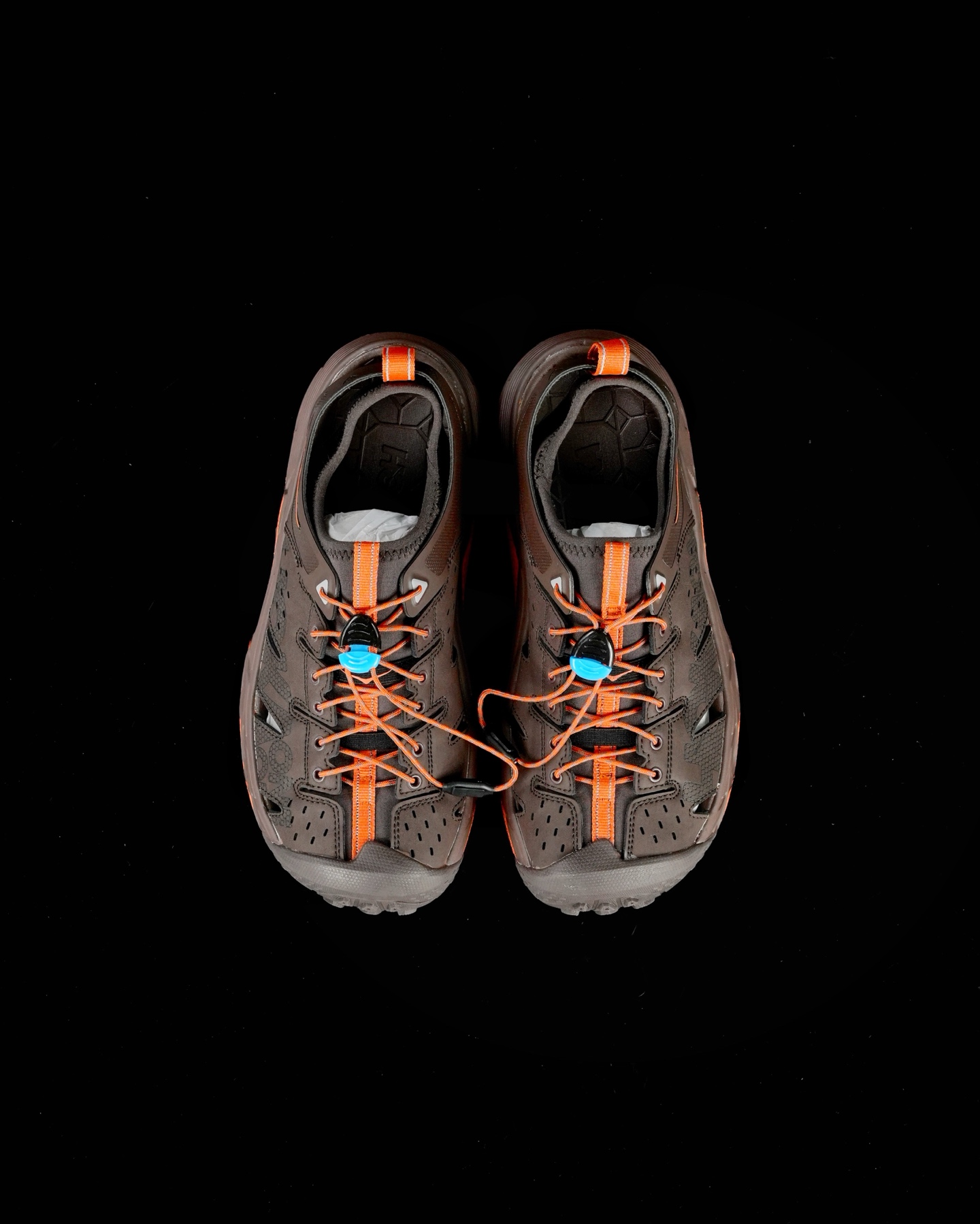 
HOKA One One Vibram 轻量溯溪鞋 
原鞋开发 最高品质 Hoka溯溪鞋出色的抓地防滑