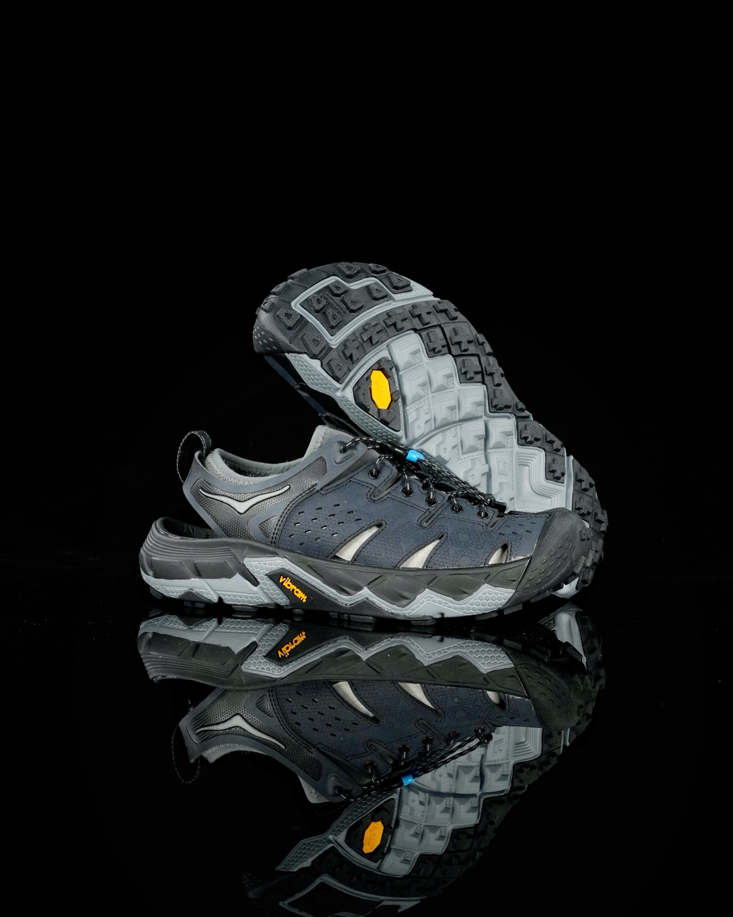 
HOKA One One Vibram 轻量溯溪鞋 
原鞋开发 最高品质 Hoka溯溪鞋出色的抓地防滑