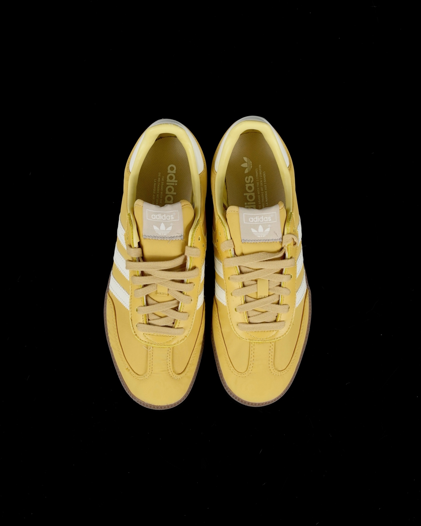 
SR纯原 Adidas Samba OG 
复古桑巴德训板鞋 纯原大厂出品
专柜同步配色 新款织物面料