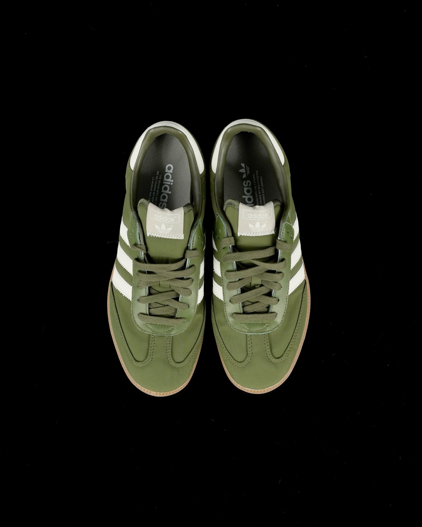 
SR纯原 Adidas Samba OG 
复古桑巴德训板鞋 纯原大厂出品
专柜同步配色 新款织物面料