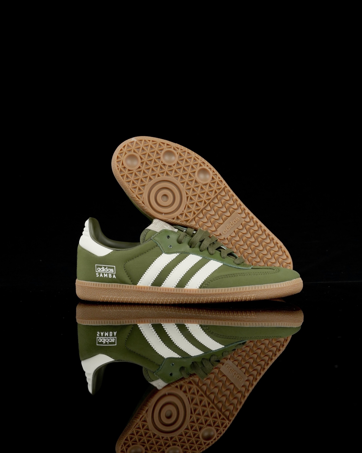 
SR纯原 Adidas Samba OG 
复古桑巴德训板鞋 纯原大厂出品
专柜同步配色 新款织物面料