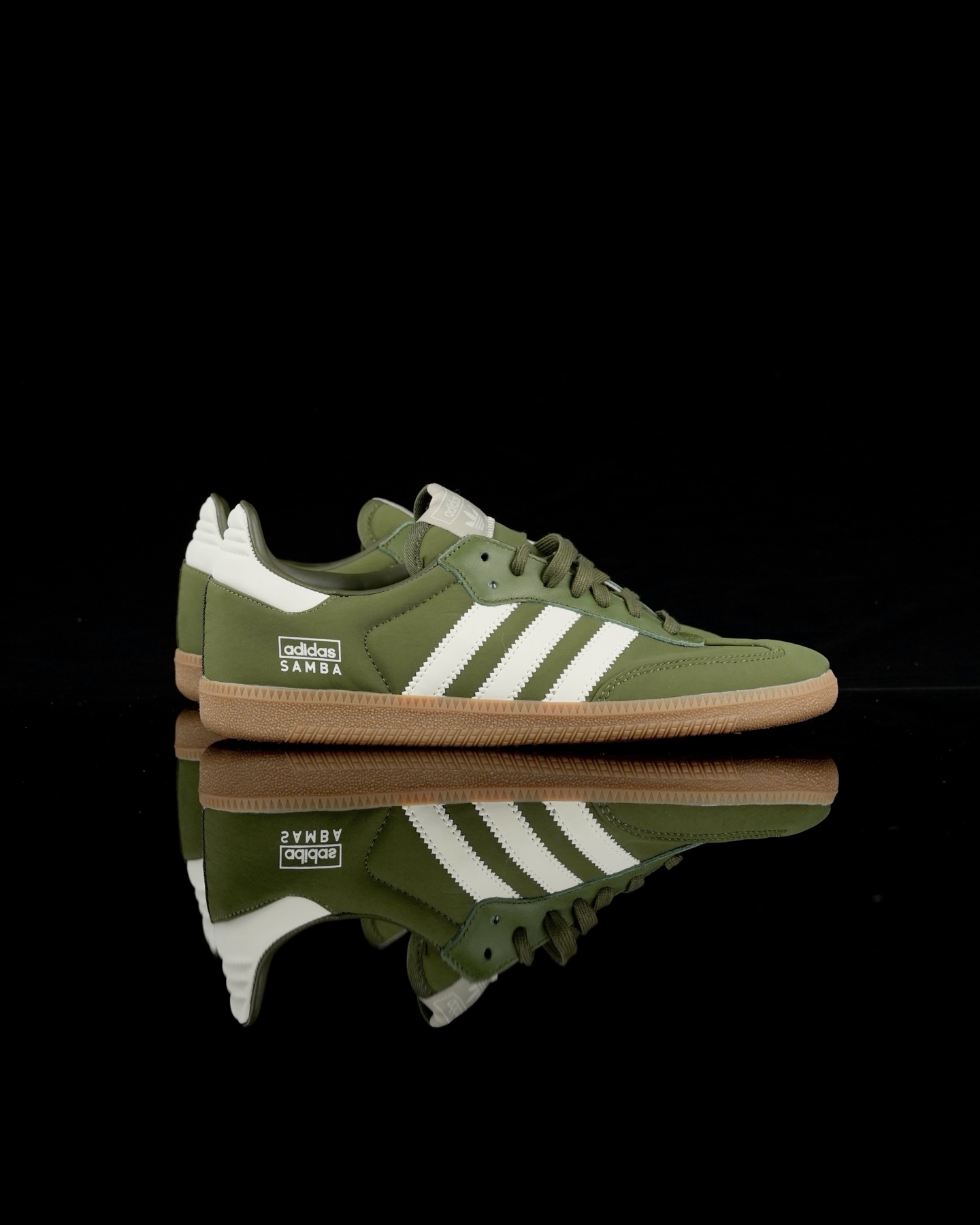 
SR纯原 Adidas Samba OG 
复古桑巴德训板鞋 纯原大厂出品
专柜同步配色 新款织物面料