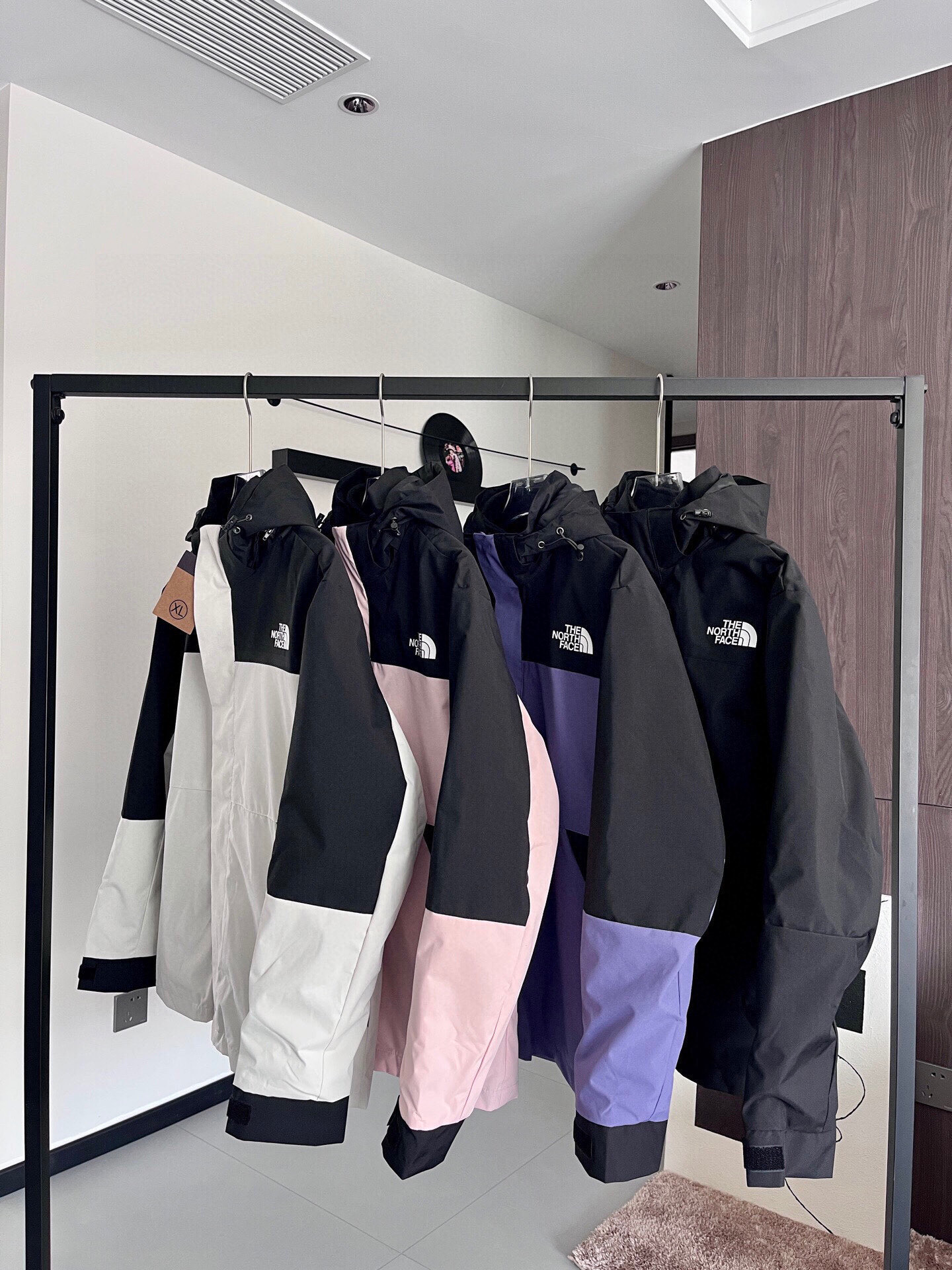 _dsV9sjR6SDlsEus3kzv9W6AvcSLywLwECVD_bzQ