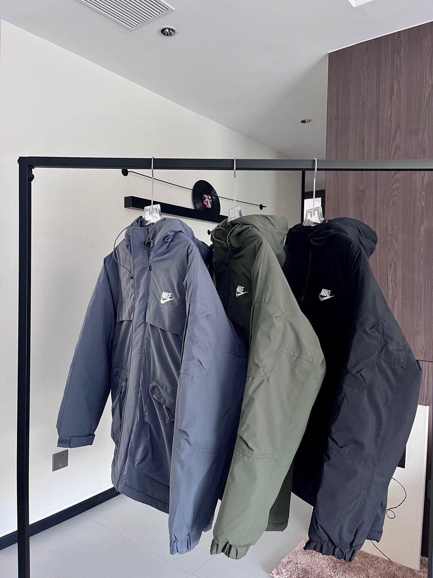 _djw9sPgBH-d7yJcY1GXmp3swEd-pZDxSp-fhZvA