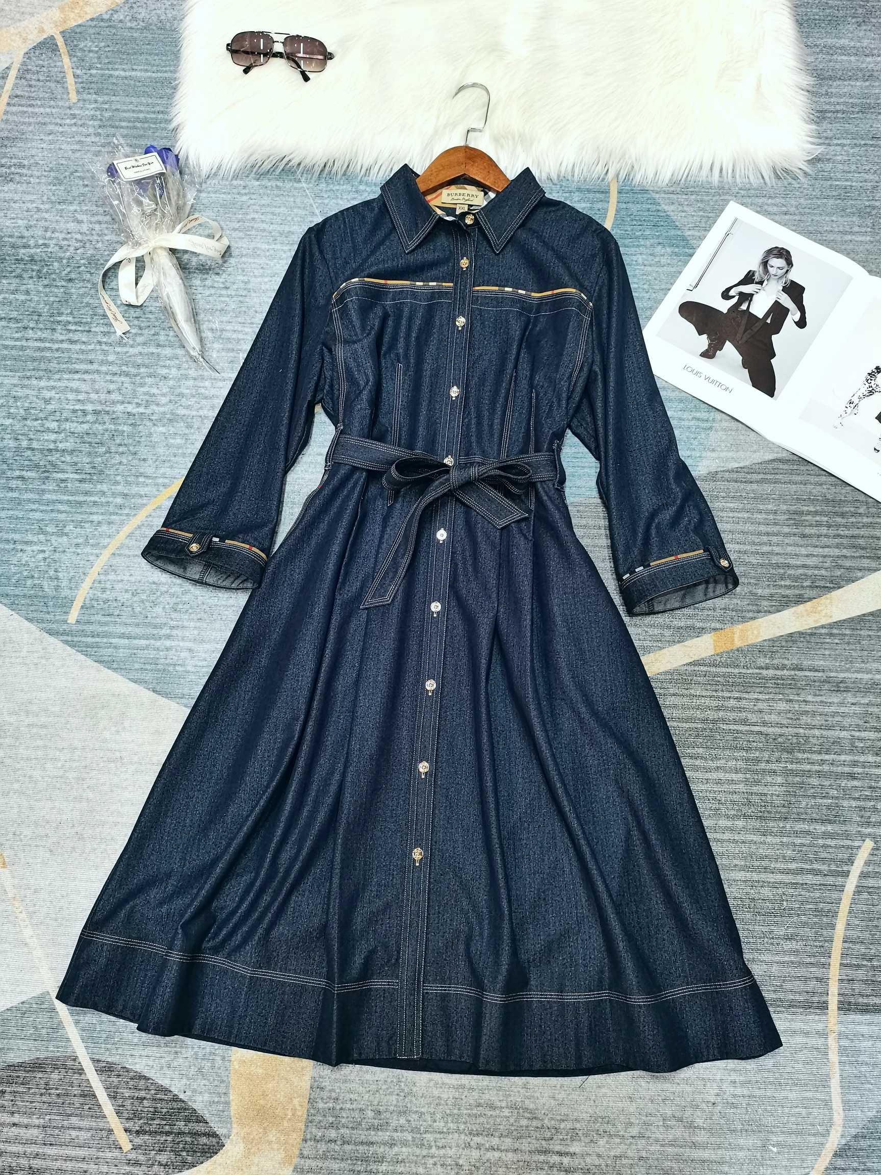 Burberry P587 Dress: Original Craftsmanship with Heavy-Pumped Pockets and Acoustic Plastering - 图片 1