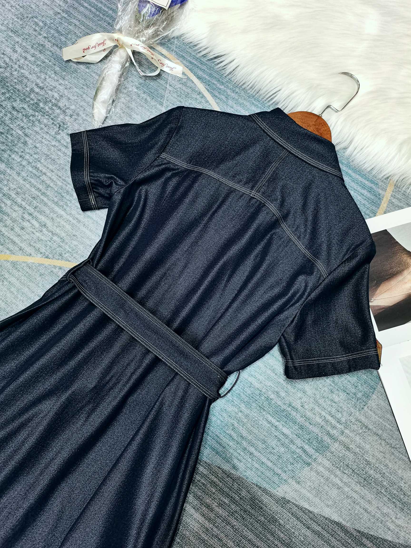 “Original Hard-Core Women’s Suit by Burberry with Unique Craftsmanship” - 图片 8