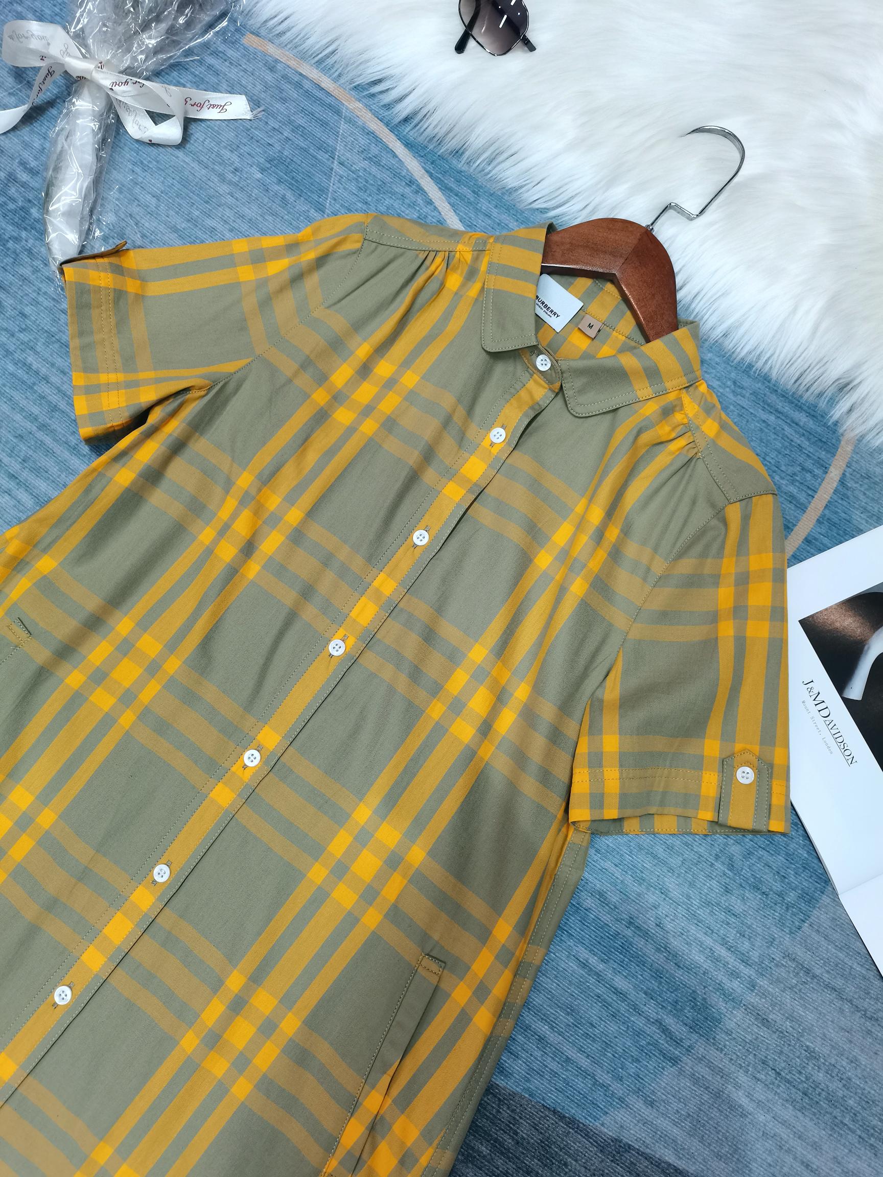 [Burberry Women