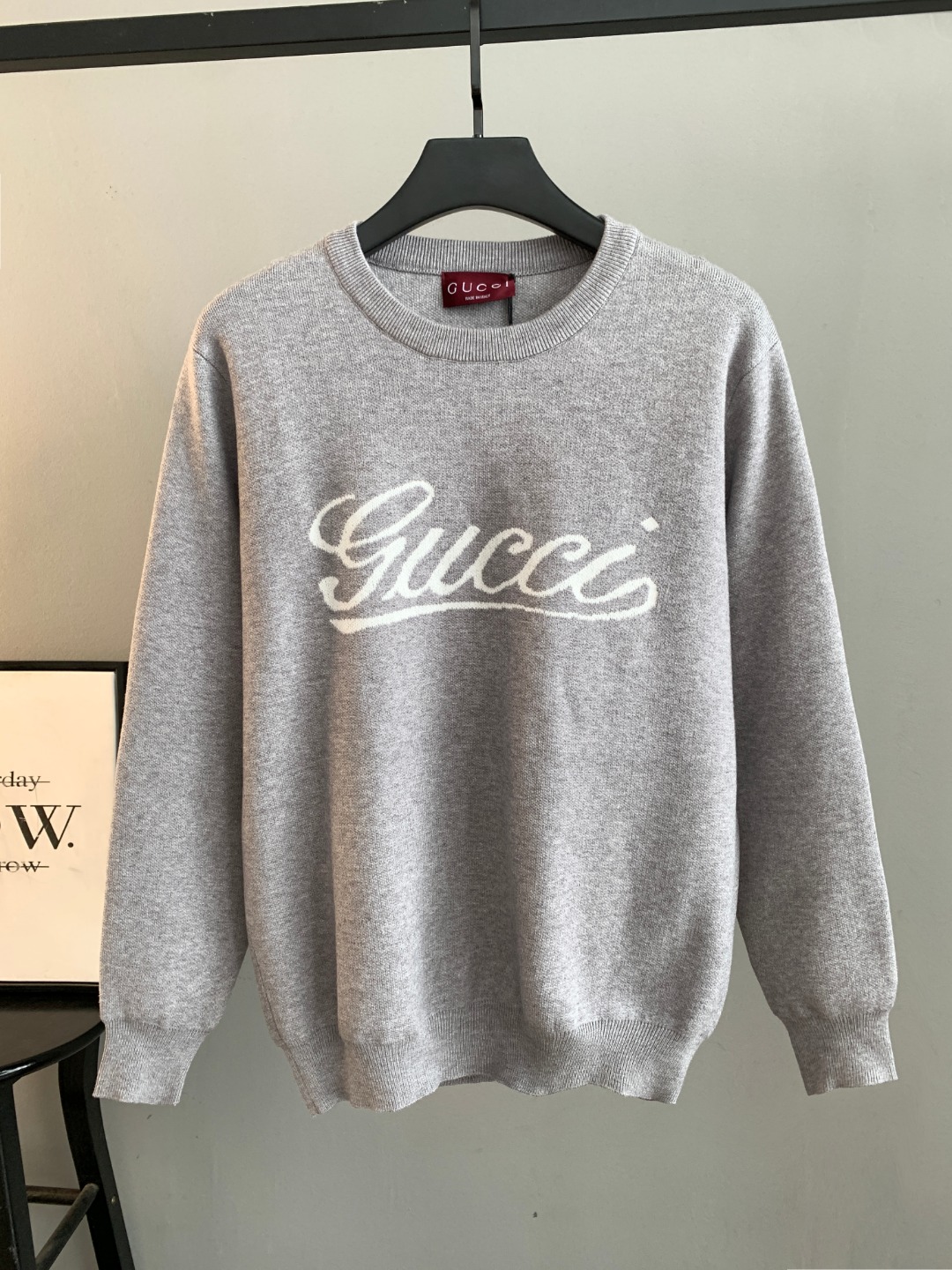 NO:596250,High quality (photo directly without any retouching) GUCCI crew neck sweater. Classic one-piece woven yarn jacquard craft. Customized wool blend material. It feels delicate and soft and can be directly in contact with the skin. Let the warm yarn change into a delicate texture. Craft 1: Jacquard tissue imported from Germany. Precisely control the arrangement and interweaving of yarns. Carefully interweave jacquard artistic pattern inlays on the loom to make the fabric more vivid and three-dimensional. Craft 2 uses towel embroidery, a traditional hand-made embroidery technology.  Embroidery is carried out using the needle method. It is completed by changing the hooking action of the special machine head, and the coils are interlocked one by one, thus bringing about a towel-like texture and effect. Process 3: Curved thread structure. By changing the stitch method and the arrangement of the yarn during the knitting process, the yarn shows a curved distribution in the fabric. Process 4: Softening and deodorizing process of garment washing water. Deep cleaning and deodorizing of the clothes are carried out through professional washing equipment and specific detergents to improve the feel and appearance of the clothes. Version  Loose fit, same style for men and women, sizes S M L XL XXL,,gucci,gucci,sweaters,alexander wang19860909高品质(照片直出 无任何修图） GUCCI 古驰圆领毛衣 经典一体织纱提花工艺订制羊毛混纺材质 手感细腻柔软可直接与肌肤接触 让暖心的纱线变化出细腻的质感 工艺1: 德国进口机提花组织而成 精确地控制纱线的排列和交织方式 在织机上精心交织提花艺术图案镶饰 织物更加生动立体 工艺2采用毛巾绣工艺 一种传统手工刺绣技术 采用针法进行刺绣 通过变换特种机头勾线动作完成 线圈一环扣一环 从而带来毛巾般的质感和效果 工艺3: 曲型螺纹组织 通过改变针织过程中的针法和纱线的排列方式 使纱线在织物中呈现出曲线状的分布 工艺4:成衣洗水加软去味工艺 通过专业的洗涤设备和特定的洗涤剂 对衣物进行深度清洁和去味处理 改善衣物的手感和外观 版型 宽松版型 男女同款 尺码 S M L XL XXL,,gucci,gucci,sweaters,alexander wang,Men's clothing