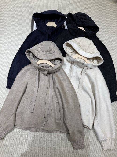 Women's Alpaca Wool Blend Down Padded Jacket with Hood - Stylish & Warm 9 Women's Alpaca Wool Blend Down Padded Jacket with Hood - Stylish & Warm