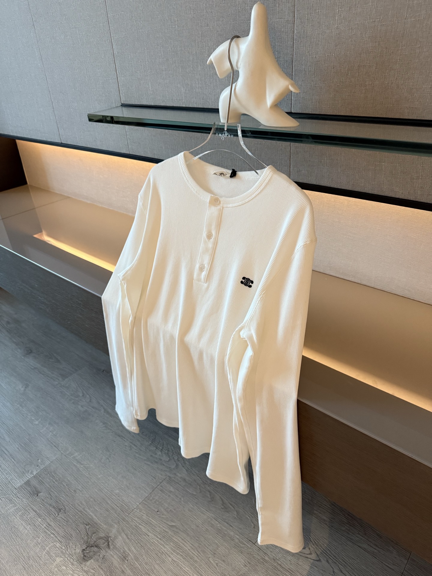 Miu Miu Ribbed Long Sleeve Top,Relaxed Fit ,Old Money Style,Black and White 4 i1754914504459 2045 0 2