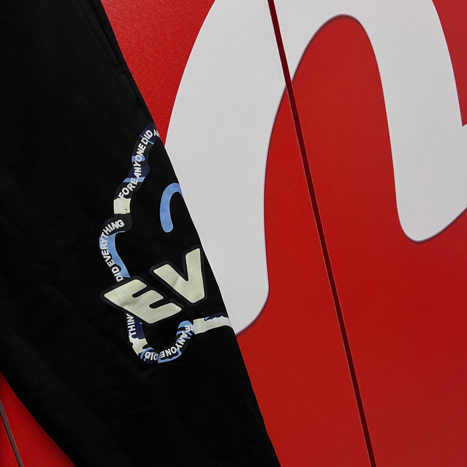 Y-G Sweatpants: Red Star Design, Buddha Head, EV Brand, S-XXL Sizes, Black Color - 图片 3