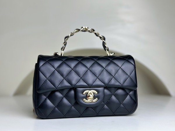 What Chanel Classic Flap Bag Handbags Crossbody & Shoulder Bags Black Mini