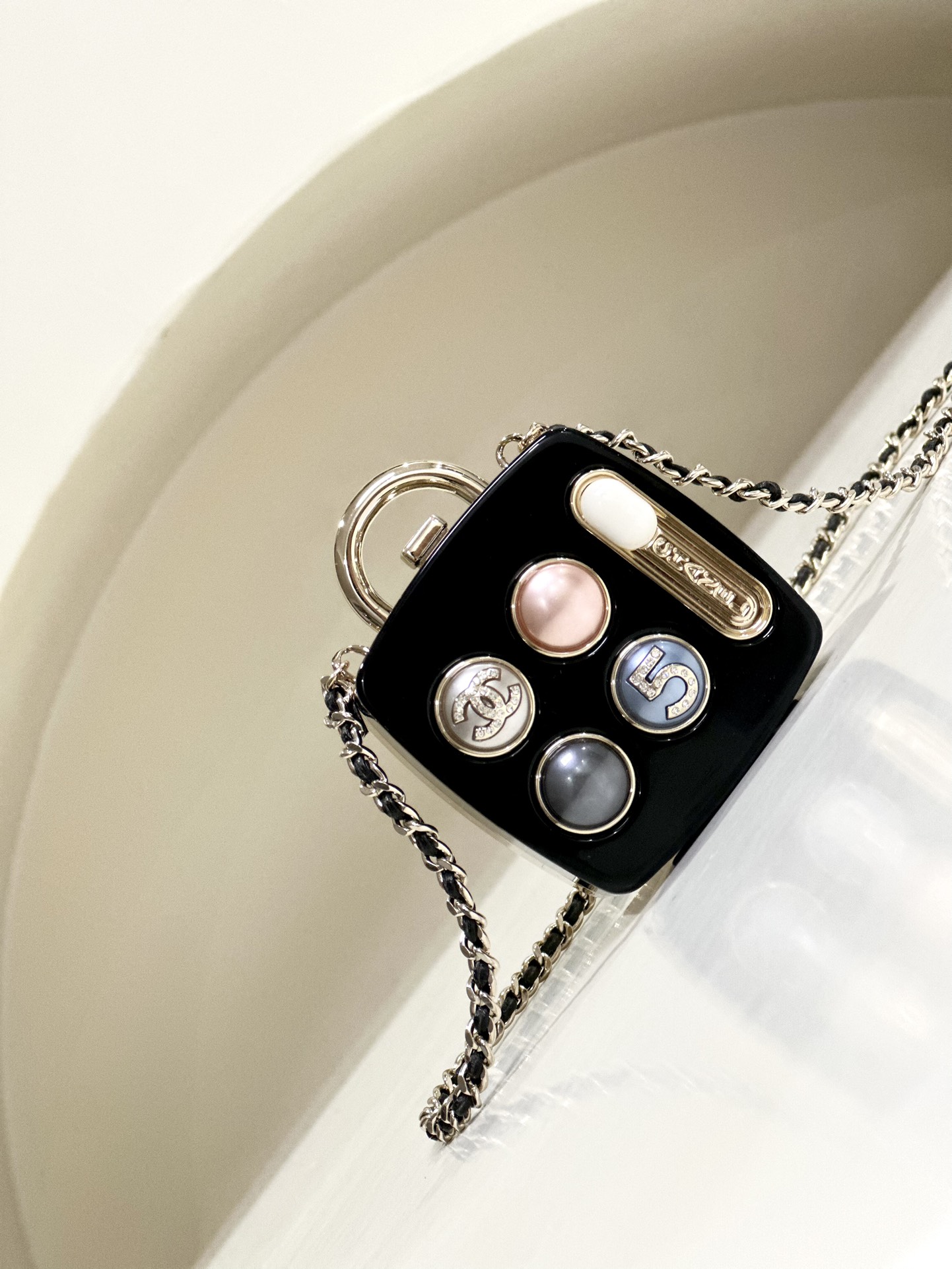 Chanel Mini Vanity Case with Chain - Black 3 i1728977735 3739 1