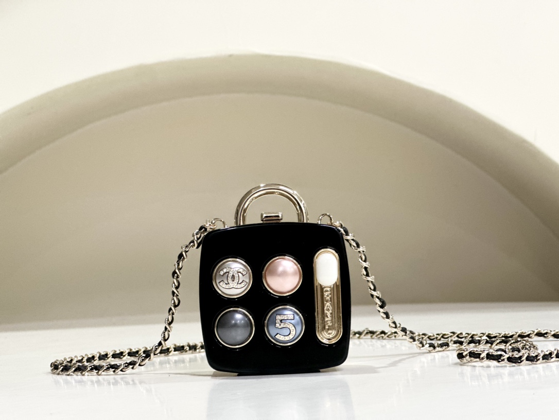 Chanel Mini Vanity Case with Chain - Black