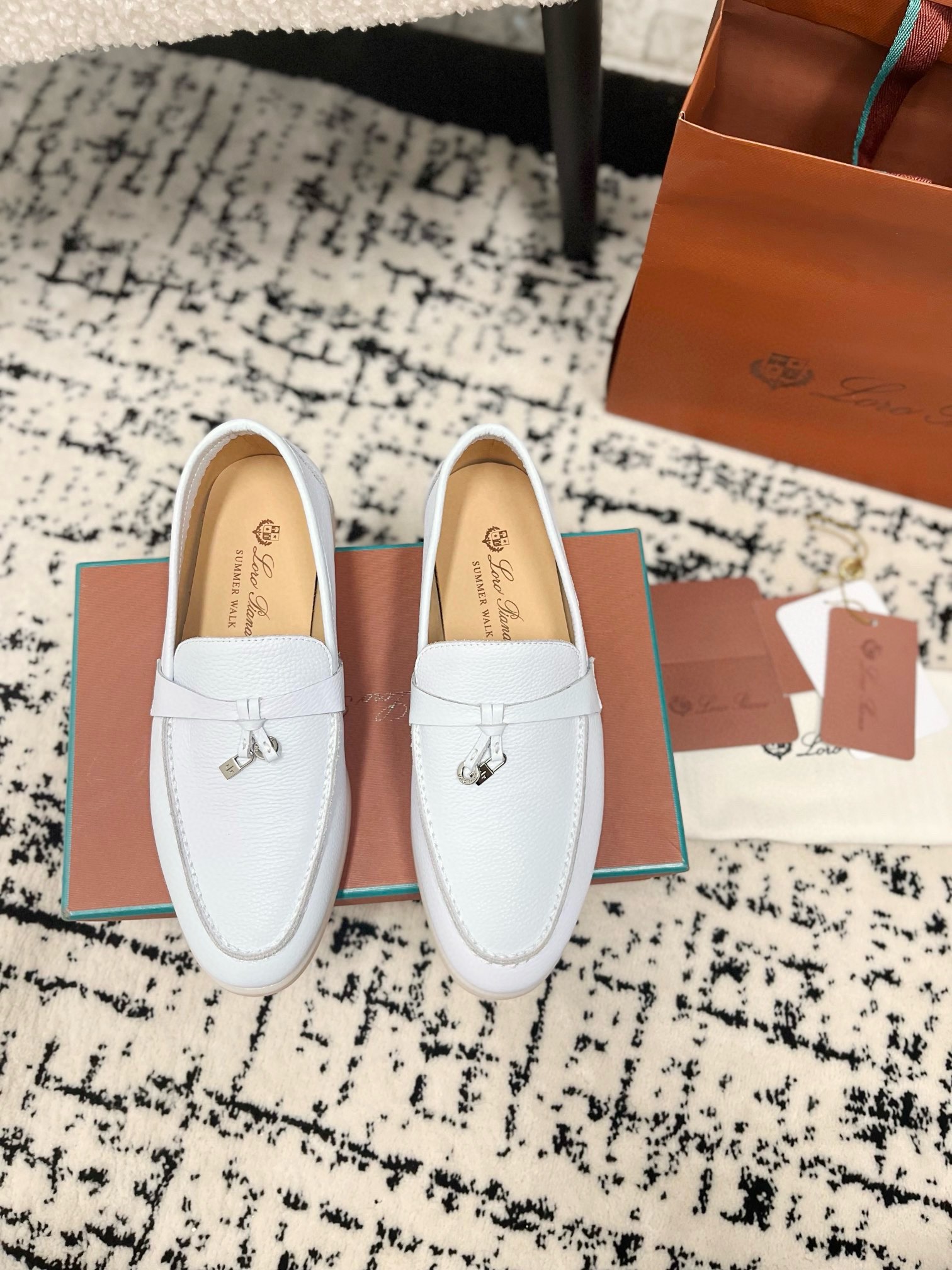 Loro Piana Schoenen Loafers goedkope online beste ontwerper
 Lycheepatroon Kalfsleer Koeienhuid