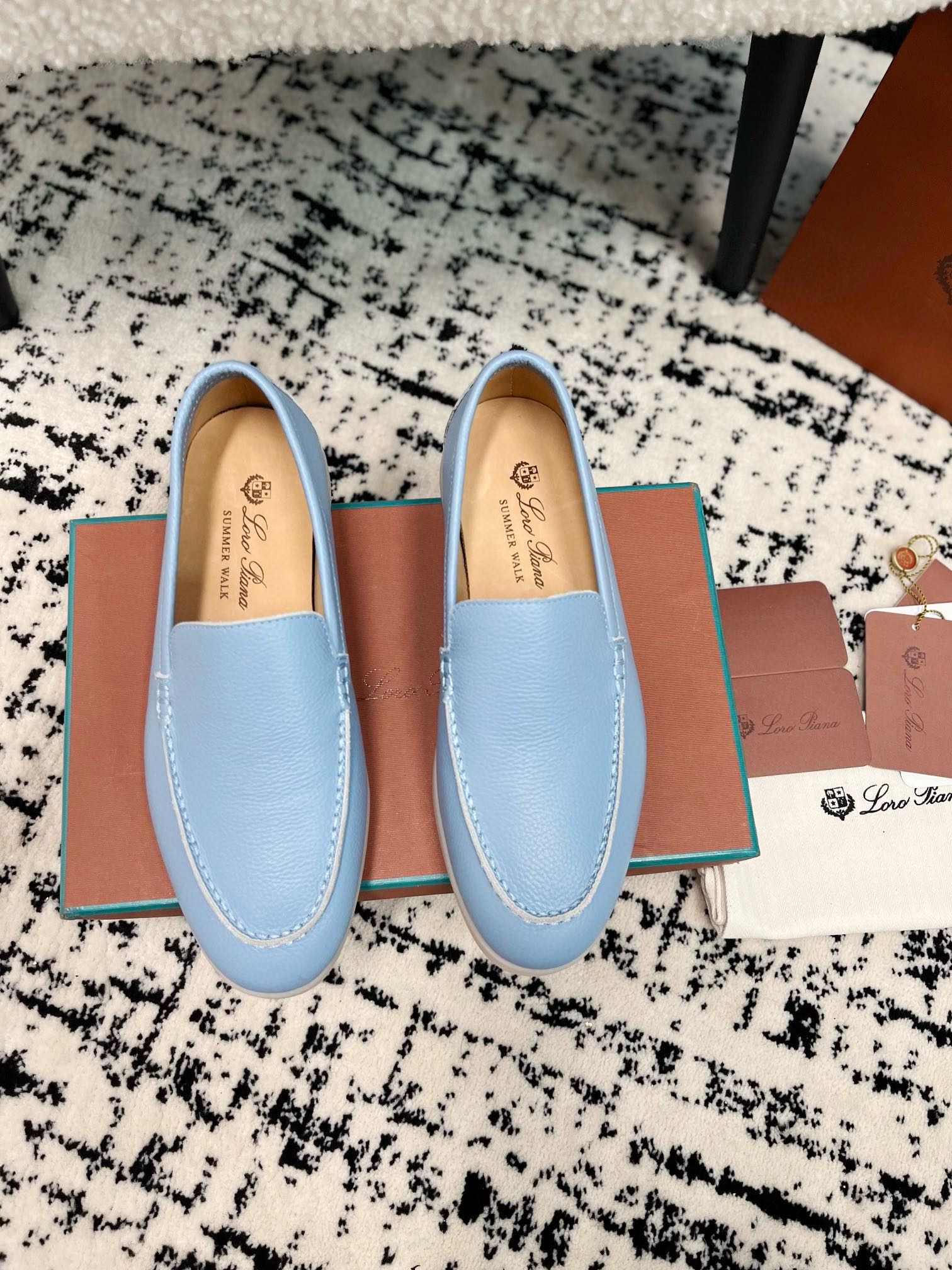 Loro Piana Schoenen Loafers Lycheepatroon Kalfsleer Kasjmier Koeienhuid