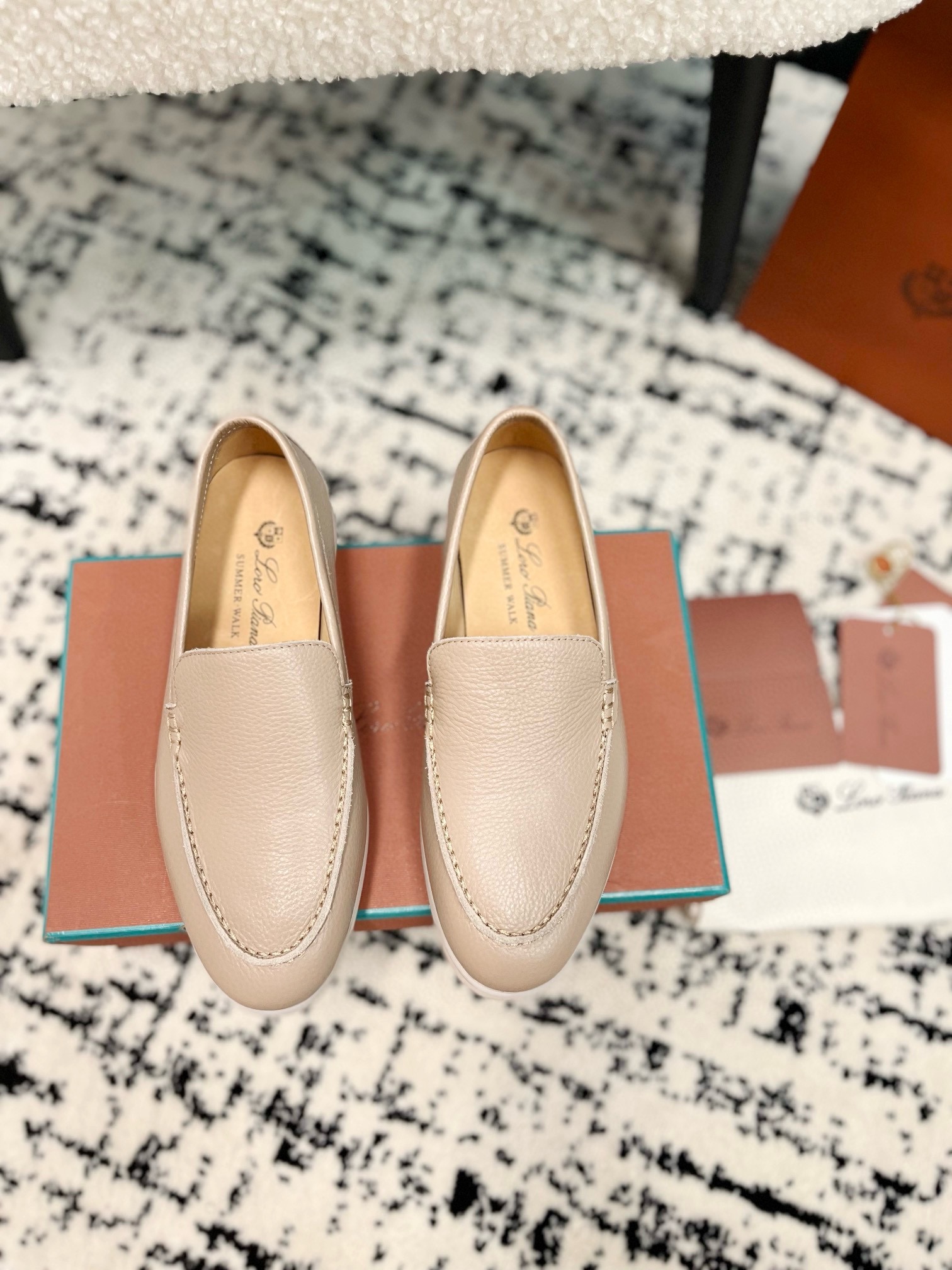 Loro Piana Schoenen Loafers Lycheepatroon Kalfsleer Kasjmier Koeienhuid