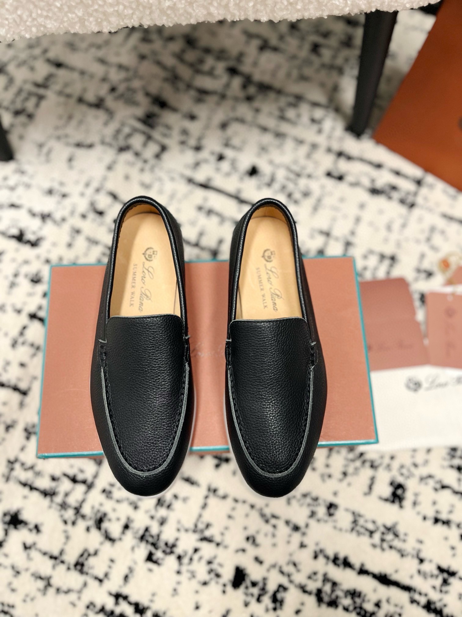 Loro Piana Schoenen Loafers Lycheepatroon Kalfsleer Kasjmier Koeienhuid