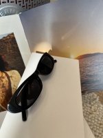 ⛱️ 【Gafas de sol de vacaciones recomendadas 】🕶️ 【SL557 】😎 El famoso estilo Kendou es lo mismo que Hailey Ins. 1 ⛱️ 【Gafas de sol de vacaciones recomendadas 】🕶️ 【SL557 】😎 El famoso estilo Kendou es lo mismo que Hailey Ins.