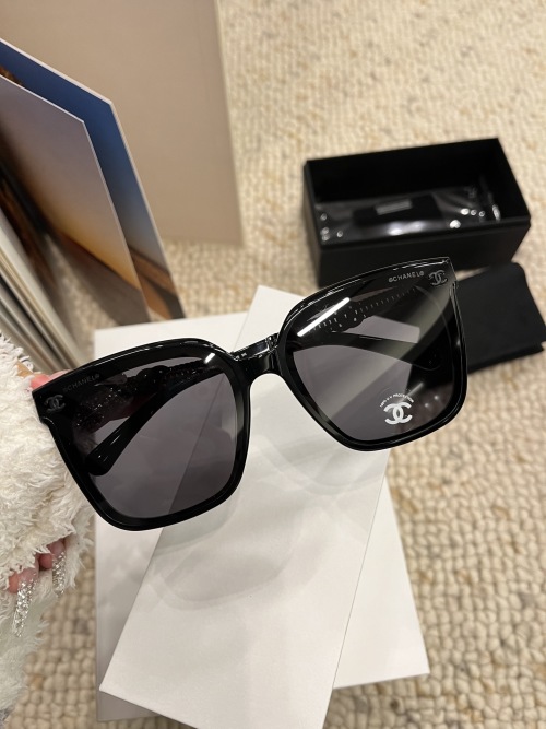 Chanel CH6069 Black Frame Women's Sunglasses - Stylish and Protective