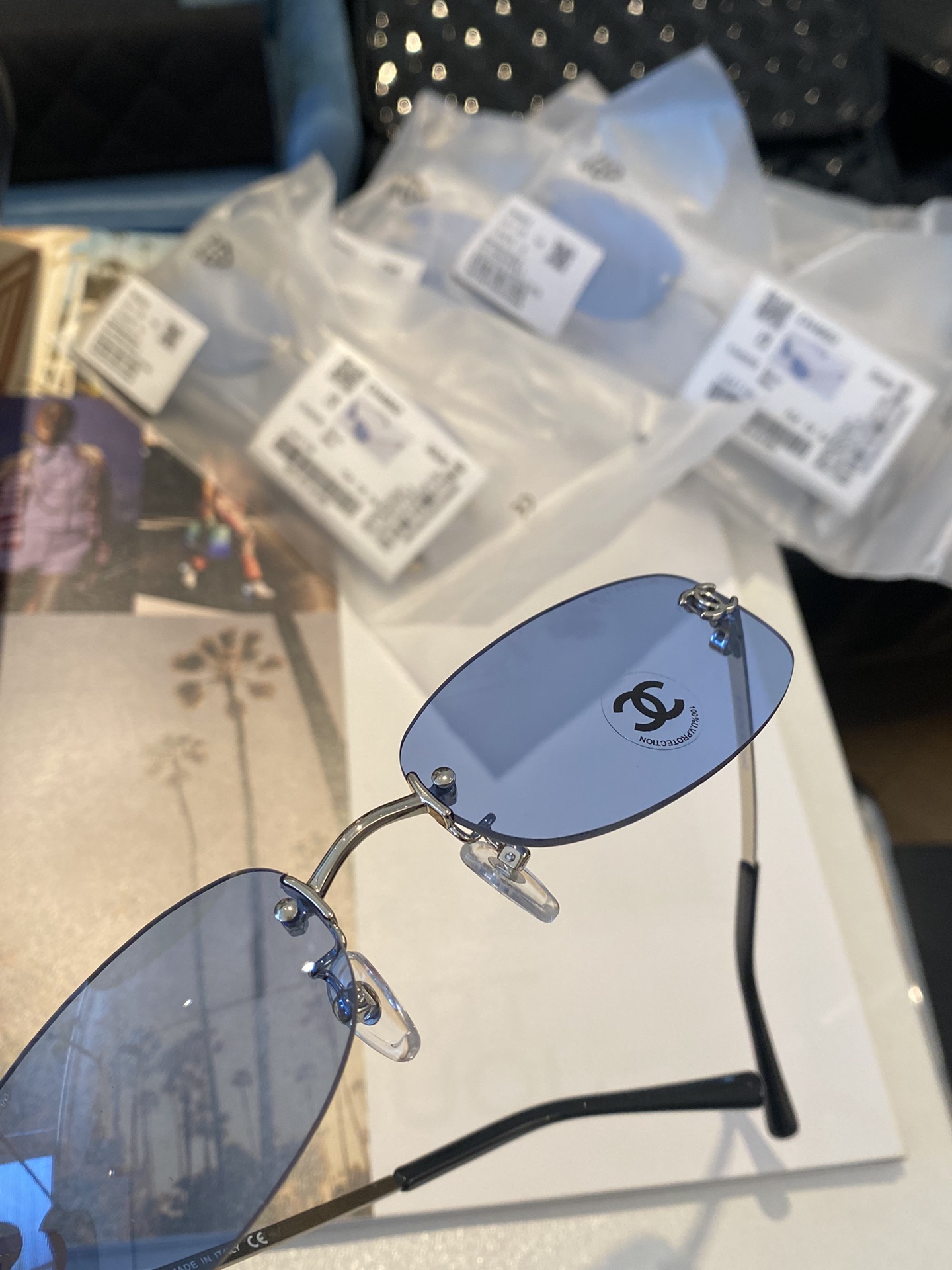  💙jennie with chanel vintage🕶️
🕶️ch4002  被妮神带。的中古香奶奶