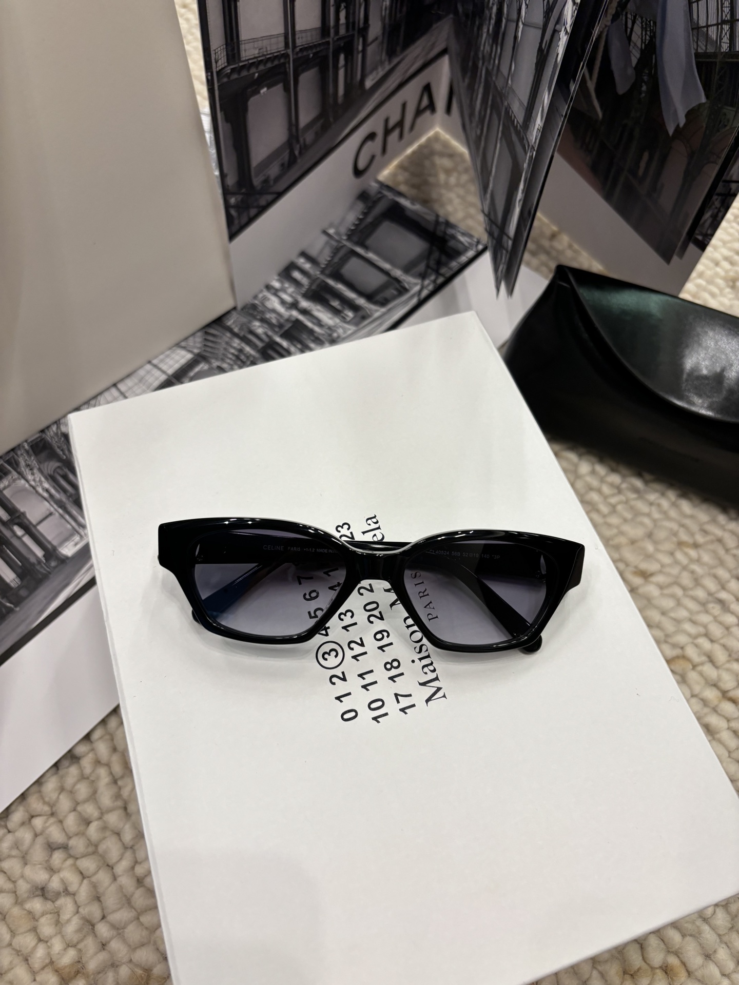 CELIN* Nuevas gafas de sol de montura pequeña 🎀 Degradado plateado 【CL40524】