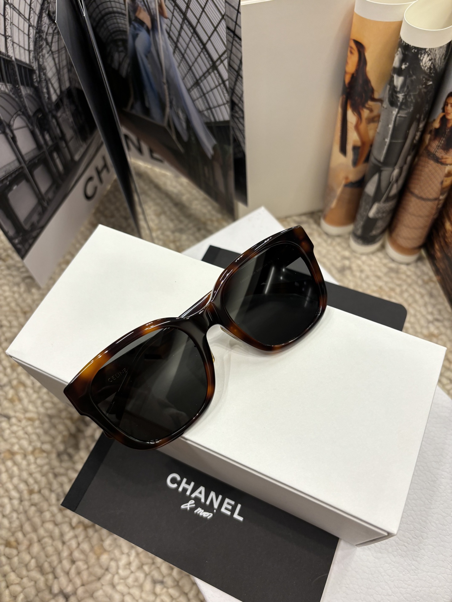 🕶️CL40222 Carey Versión asiática con puente nasal ergonómico, forma redonda y juvenil, ideal para proteger del sol y l…