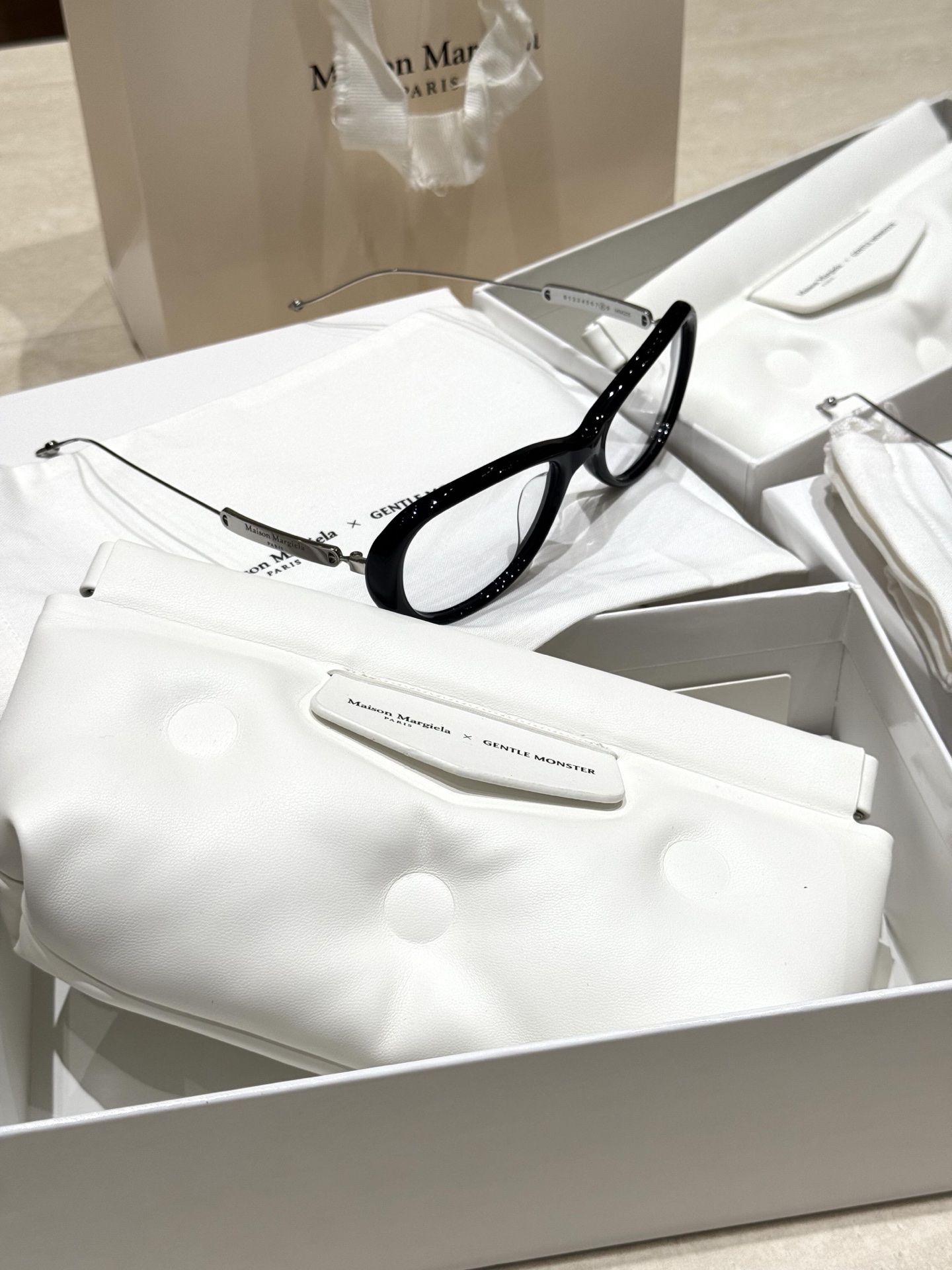 GENTLE MONSTER Maison Margiela MM215 Titanium Black Frame Glasses