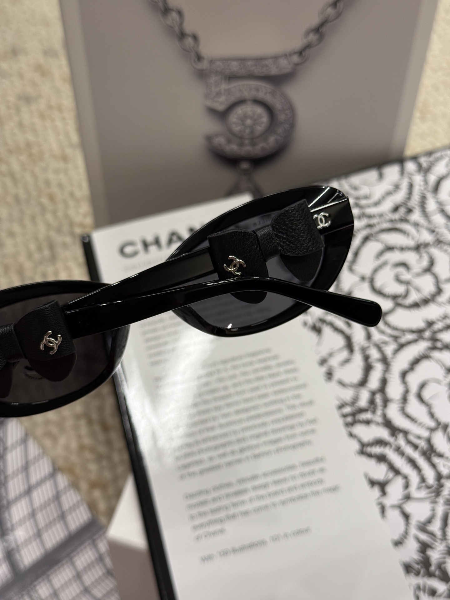 Chanel Sunglasses CH9181