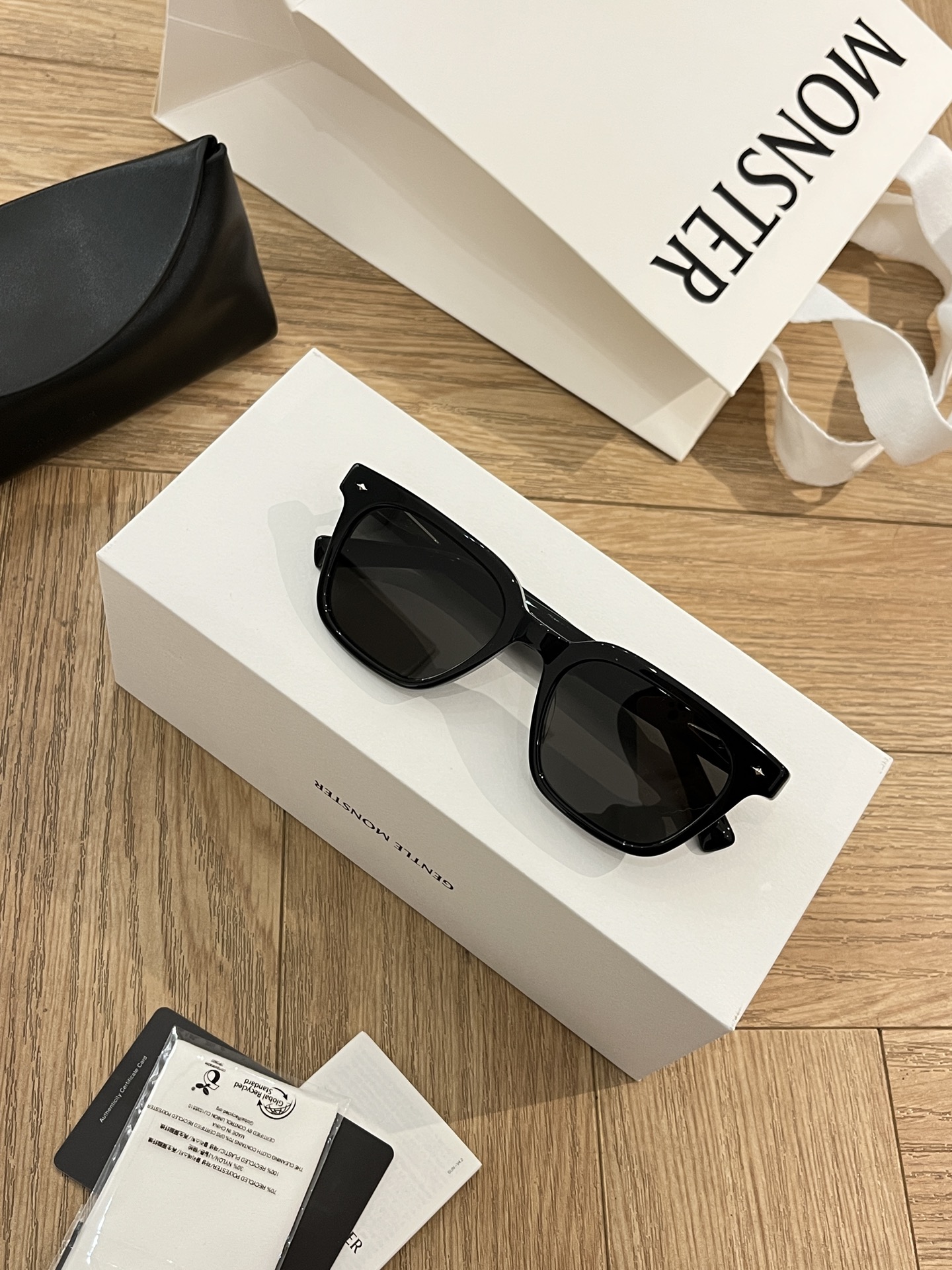 GENTLE MONSTER Sunglasses Acetate Black Square