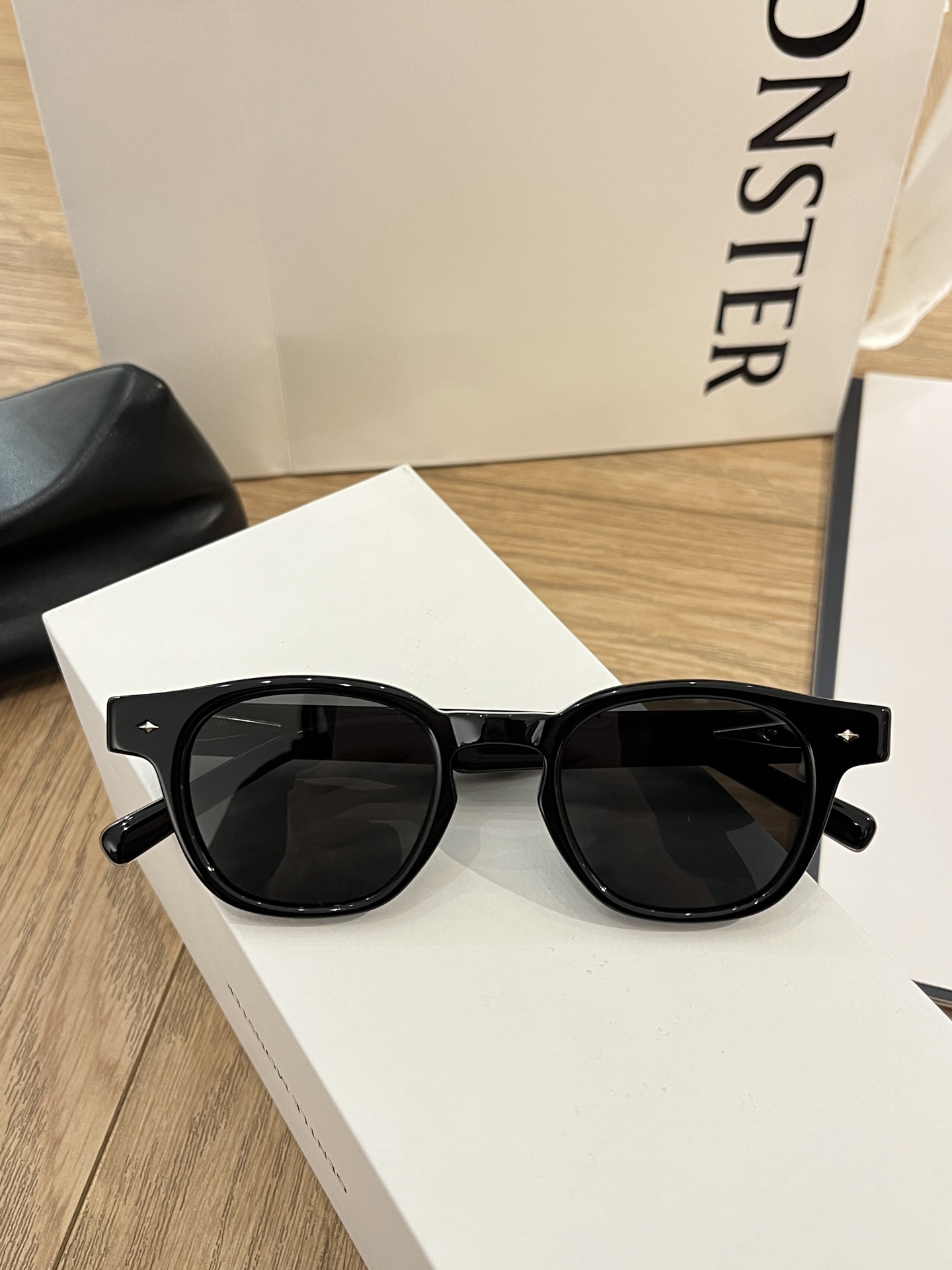 GENTLE Joze Acetate Black Round Frame Sunglasses