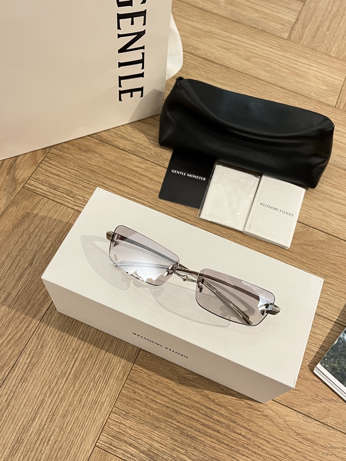 GENTLE MONSTER Frameless Titanium Glasses