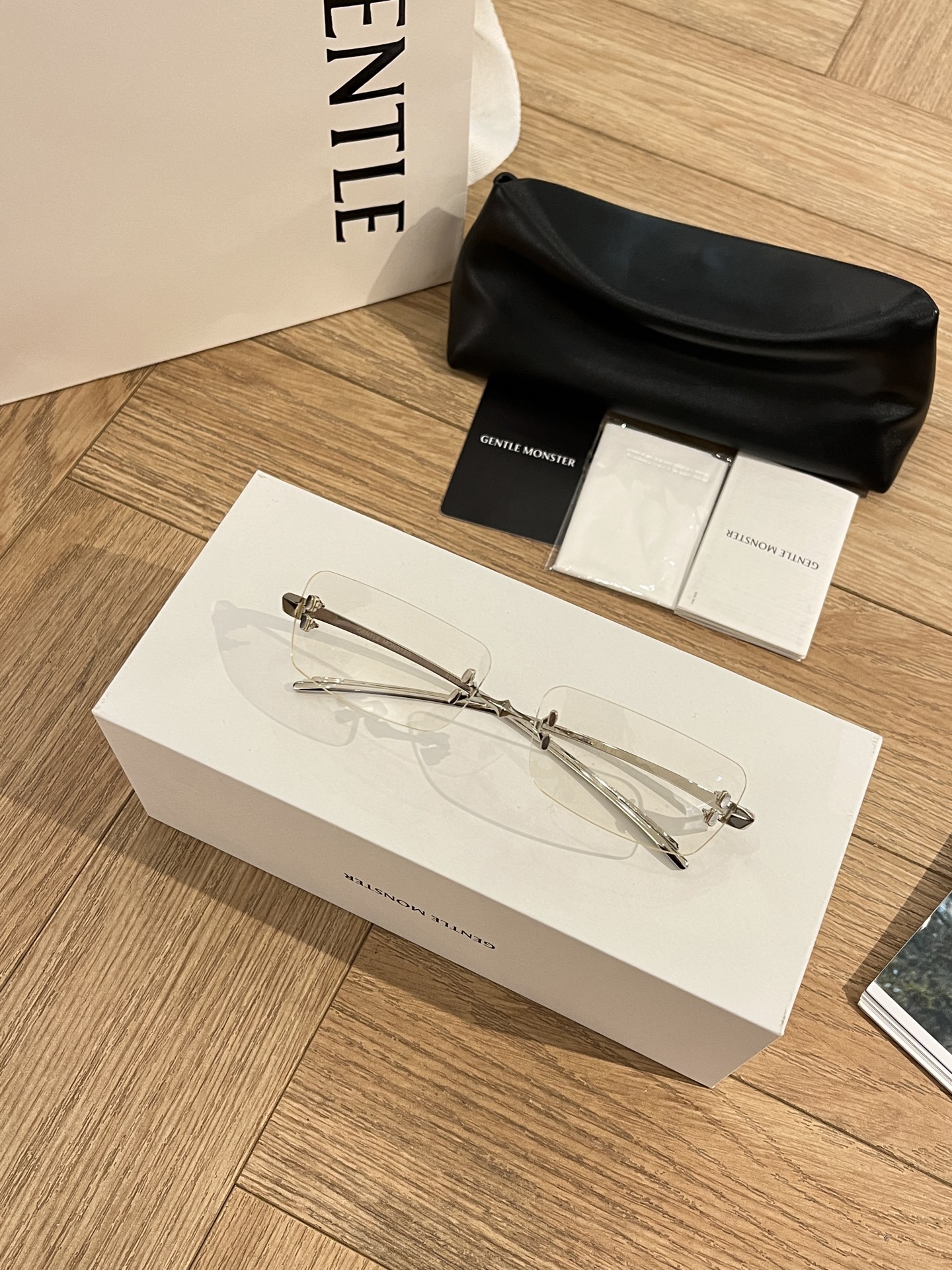 GENTLE MONSTER Frameless Titanium Glasses