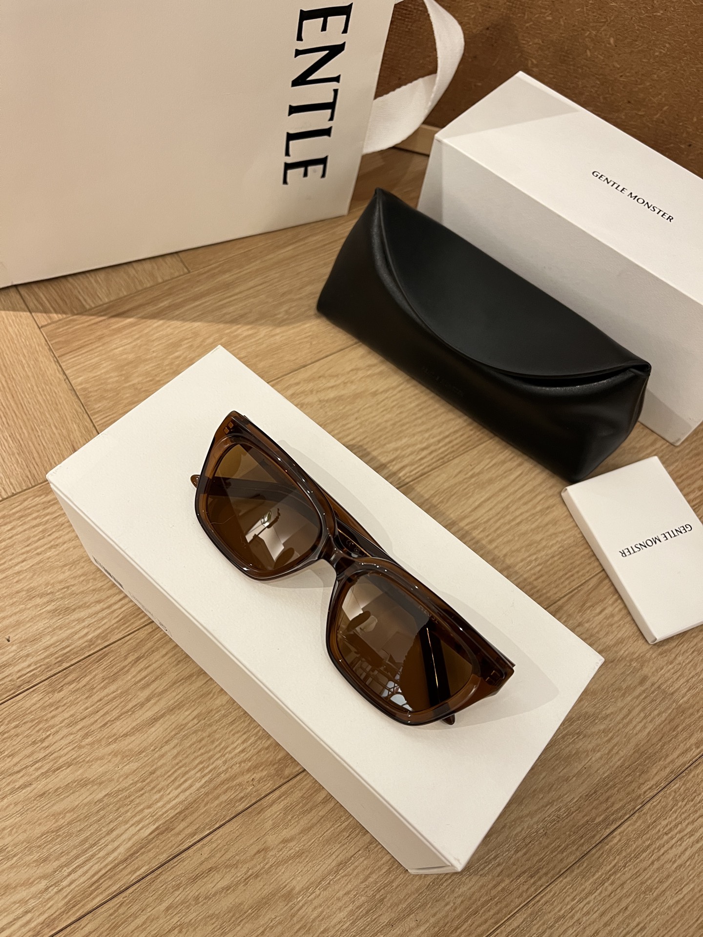GENTLE Square Acetate Sunglasses