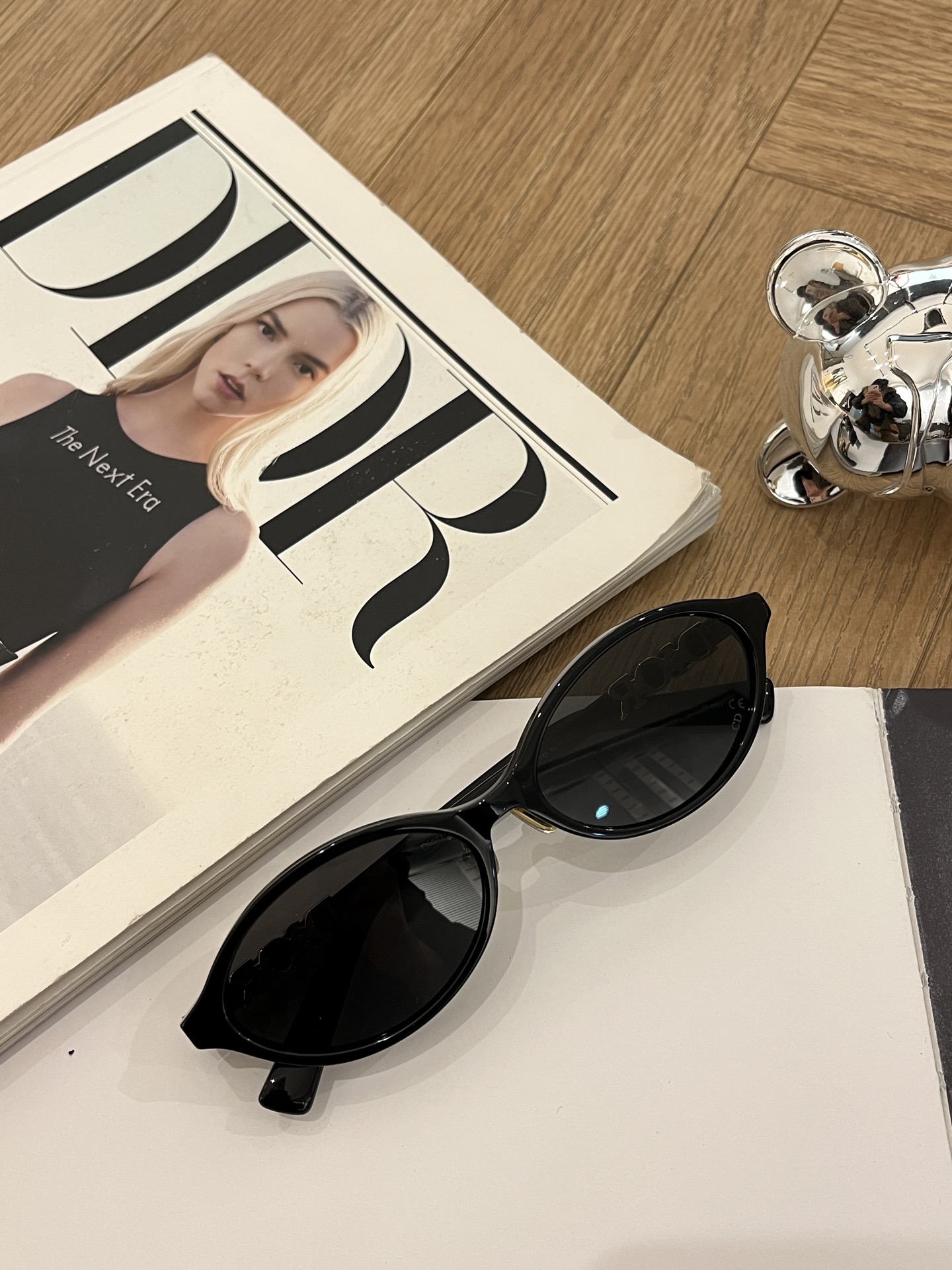 DIOR Sunglasses Oval Black