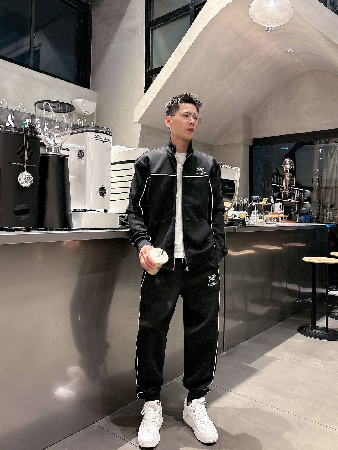 始祖鸟 2025全新爆款开衫套装 原单狠货🇭🇰倾注顶级设计师的精心之作 就为一个贴合、完美的上身效果 全