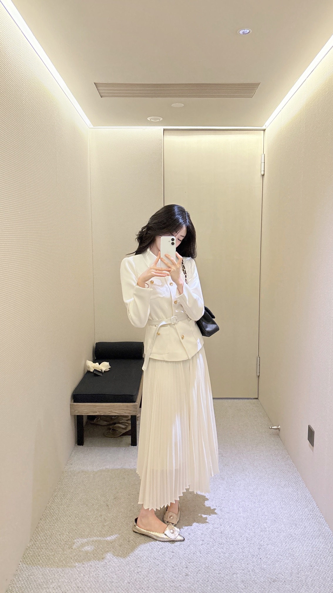 NO:544165,Model number G25092943 Dio* new high-end custom temperament celebrity Xiaoxiang style two-piece set!  Light-sensitive acetic acid collar spliced ​​twill cotton slim fit and slim suit jacket top with a mid-length pleated pleated craftsmanship irregularly swaying skirt!  Apricot color, 36.38.40.42 (38 size shoulder width 37 with padded shoulders, 90 bust, sleeve length 57, 57 clothes length; waist 64 elastic, skirt side length 78/total length 85 irregular cut skirt length is for reference only) post, dior, skirt, jackets & coats, business suit, alexander wang19860909款号G25092943 Dio*新款高端定制气质名媛小香风两件套装！光感醋酸领子拼接斜纹棉修身显瘦西装外套上衣中长款百褶压褶工艺不规则大摆半身裙！杏色,36.38.40.42（38码肩宽37有垫肩,胸围90,袖长57,衣长57；腰围64弹力,裙侧长78/总长85不规则裁剪裙摆长度仅供参考）发,,dior,skirts,jackets & coats,business suit,alexander wang,Women's clothing