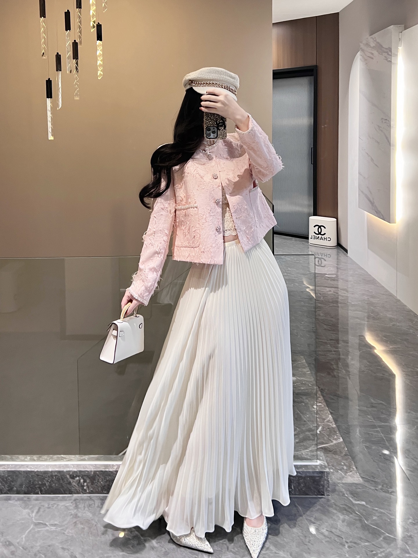 NO:774284,The girl of the highest version on the market will inspect the goods, trim the three marks on the threads, and ship the goods. If you want quality and service, add me on WeChat. We will not accept urgent orders. Model No. G26031064 CHANE*L The highest version of the new market in early spring 2026. The girl will inspect the goods, trim the three marks on the threads, and ship the goods. If you want quality and service, please add me on WeChat. We will not accept urgent orders.  High-end customized craftsmanship, tassel slub beading decoration, elegant ladylike style, round neck, long sleeves and shorts. The highest version on the market. The girl will inspect the goods, trim the three marks on the threads, and send pictures and videos before delivery. If you want quality and service, please add me on WeChat. We will not accept urgent orders. This jacket!  Pink, yellow, (S size shoulder width 37 with shoulder pads, bust 92, sleeve length 57, dress length 49), Chanel-clothing, chanel, chanel, jackets & coats,19860909市面最高版本小妹验货、修剪线头上三标、发货可发图及拍视频,要品质要服务的加我微信,不接急单.款号G26031064 CHANE*L2026年早春新市面最高版本小妹验货、修剪线头上三标、发货可发图及拍视频,要品质要服务的加我微信,不接急单.款 高端定制工艺流苏粗纺钉珠装饰、气质名媛小香风圆领长袖短市面最高版本小妹验货、修剪线头上三标、发货可发图及拍视频,要品质要服务的加我微信,不接急单.款外套！粉色、黄色、 （S码肩宽37有垫肩,胸围92,袖长57,衣长49）,香奈儿-服装,chanel,chanel,jackets & coats,,Women's clothing