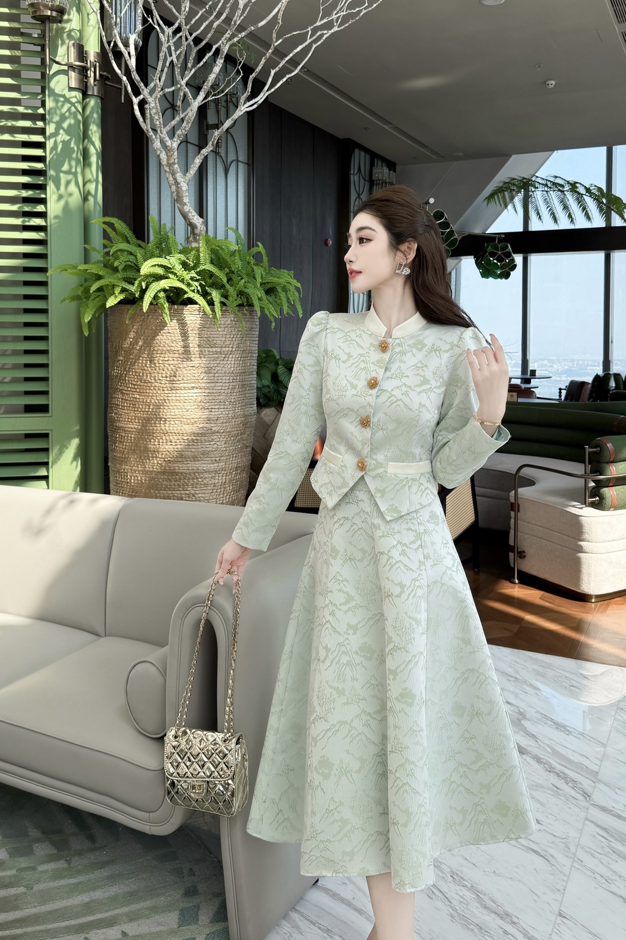 NO:744543,The highest version of the girl on the market will inspect the goods, trim the three marks on the threads, and ship the goods. If you want quality and service, please add me on WeChat. We will not accept urgent orders. Model No. G26031354 Dio* The new highest version on the market. The girl will inspect the goods, trim the three marks on the threads, and ship the goods. If you want quality and service, please add me on WeChat. We will not accept urgent orders. High-end customized two-piece suit of jacquard fabric for ladies!  High-end beaded flower buttons, stand-up collar, puffy long sleeves, short, the highest version on the market. The girl will inspect the goods, trim the three marks on the threads, and ship the goods. You can send pictures and take videos. If you want quality and service, add me on WeChat. We will not accept urgent orders. This jacket is high-waisted, large-slung, medium-length. The highest version on the market. The girl will inspect the goods, trim the three marks on the threads, and ship the goods. You can send pictures and take videos. If you want quality, please add me on WeChat. We will not accept urgent orders. This skirt!  Yellow, blue, (M size bust 88, sleeve length 59, dress length 49; waist 68, skirt length 75), Dior-clothing, dior, dior, skirts, jackets & coats,19860909市面最高版本小妹验货、修剪线头上三标、发货可发图及拍视频,要品质要服务的加我微信,不接急单.款号G26031354 Dio*新市面最高版本小妹验货、修剪线头上三标、发货可发图及拍视频,要品质要服务的加我微信,不接急单.款 高端定制气质名媛提花面料两件套装！高级感珠子花扣立领泡泡长袖短市面最高版本小妹验货、修剪线头上三标、发货可发图及拍视频,要品质要服务的加我微信,不接急单.款外套上衣高腰大摆中长市面最高版本小妹验货、修剪线头上三标、发货可发图及拍视频,要品质要服务的加我微信,不接急单.款半身裙！黄色、蓝色、 （M码胸围88,袖长59,衣长49；腰围68,裙长75）,迪奥-服装,dior,dior,skirts,jackets & coats,,Women's clothing